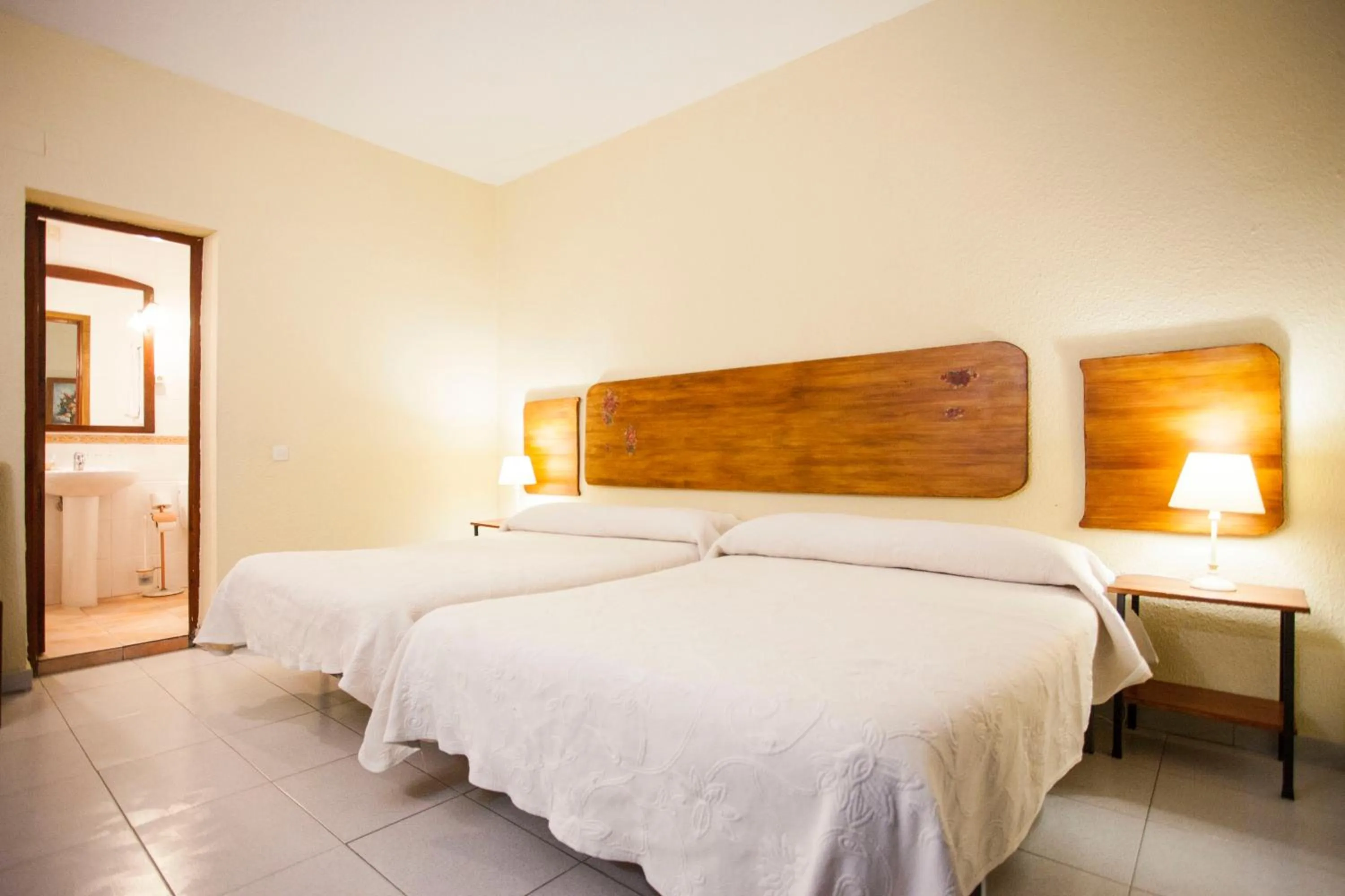 Photo of the whole room, Bed in Hostal Castilla