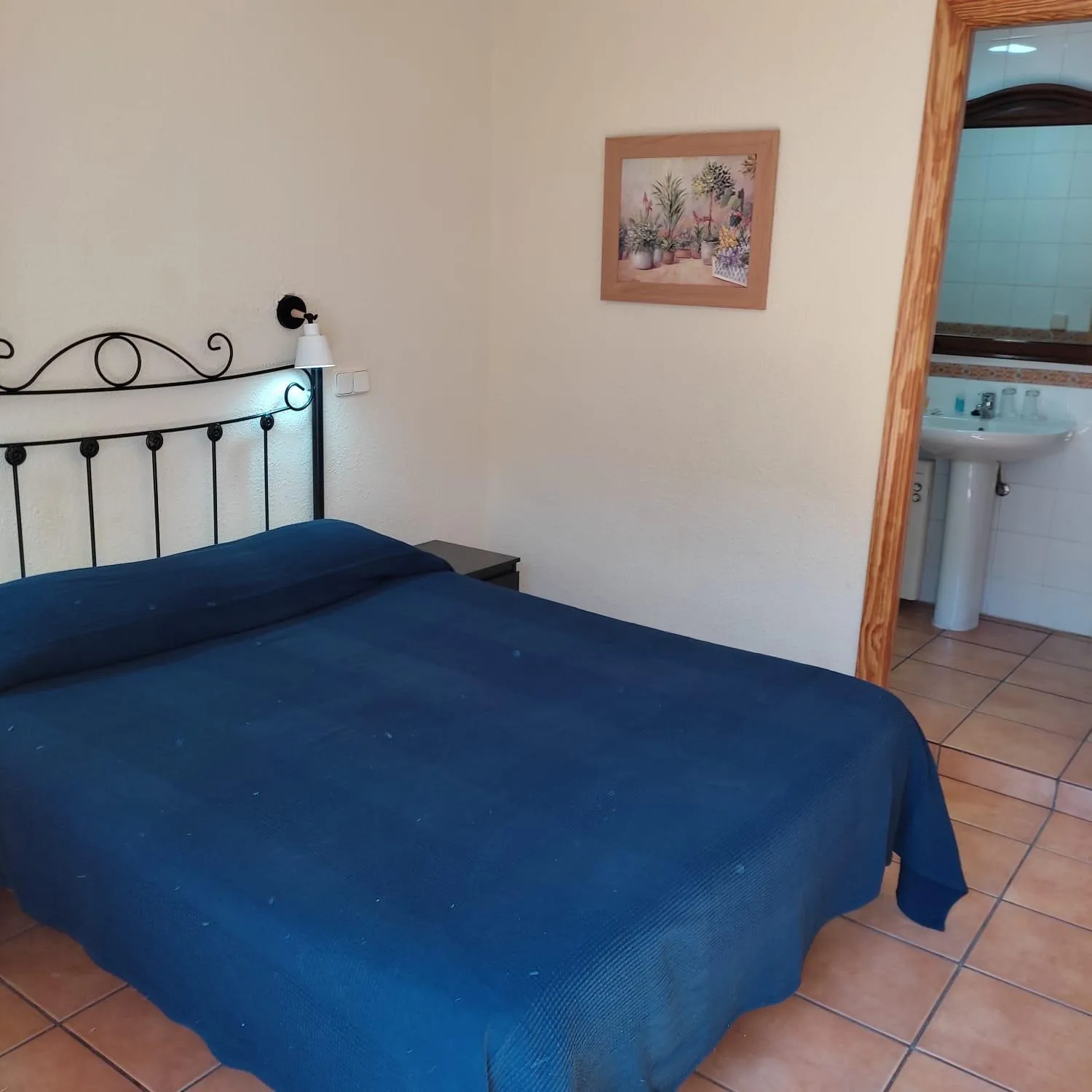 Bed in Hostal Castilla