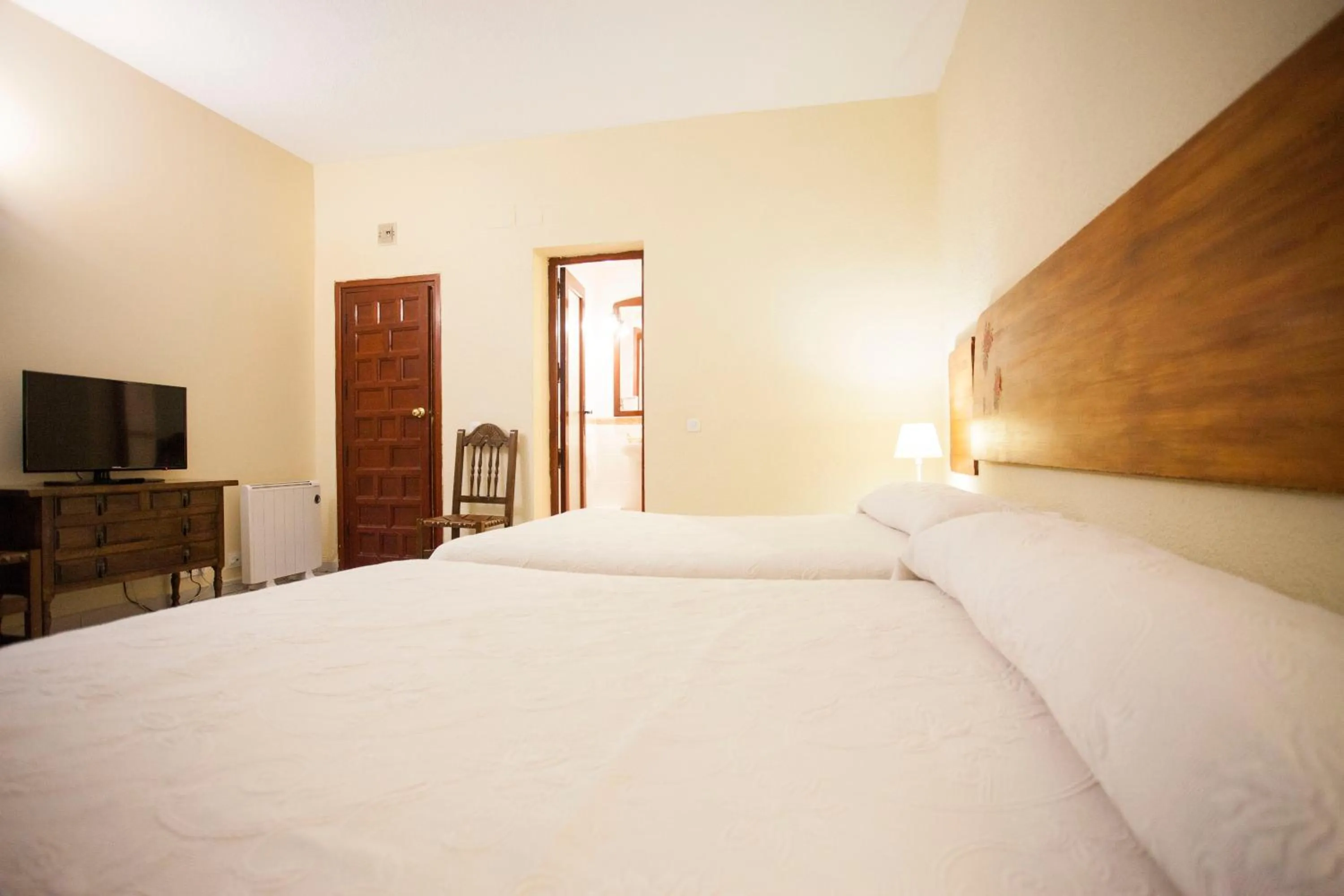 Bed in Hostal Castilla
