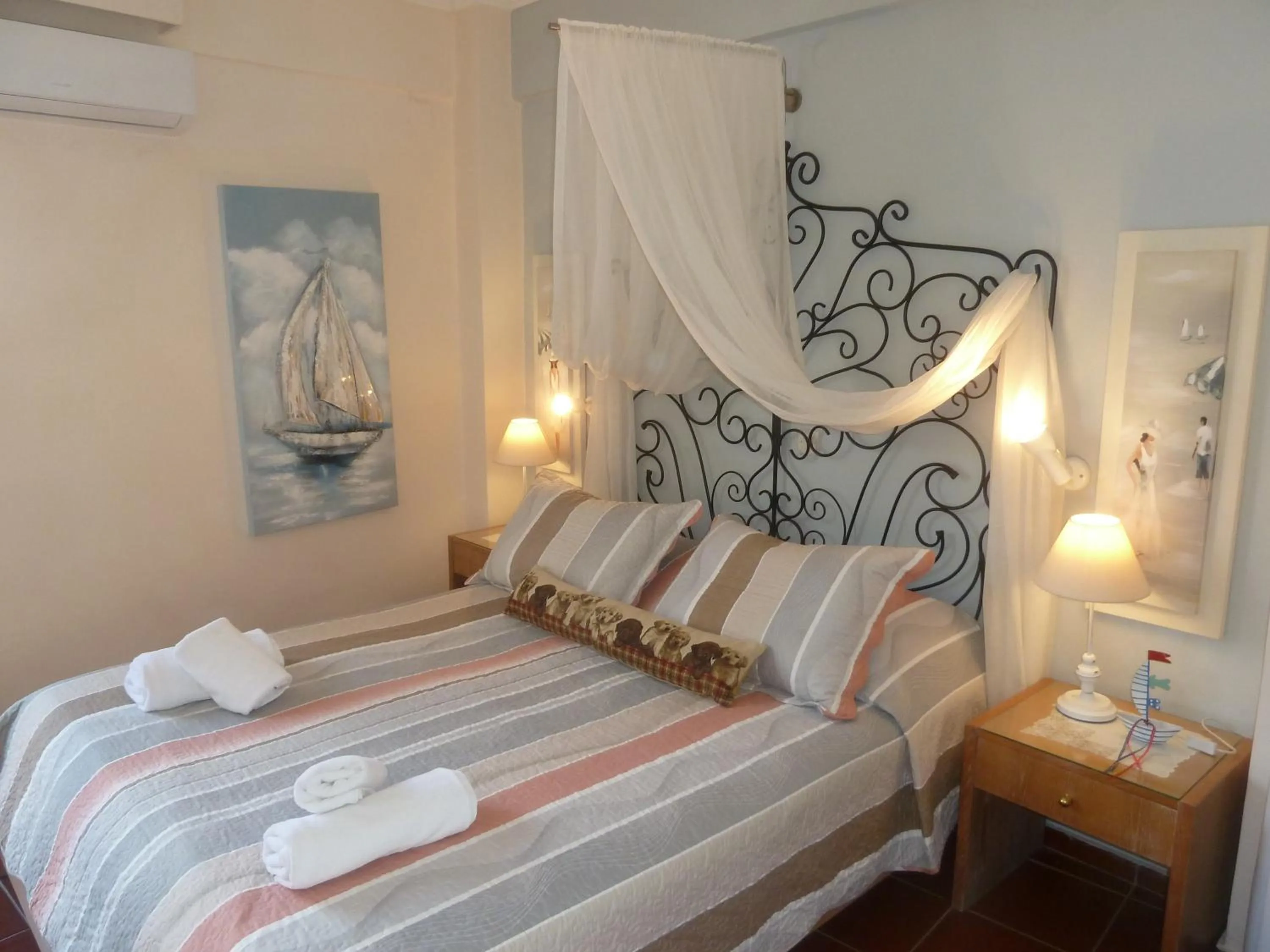 Bedroom, Bed in Calergi Residence - Holidays in Crete