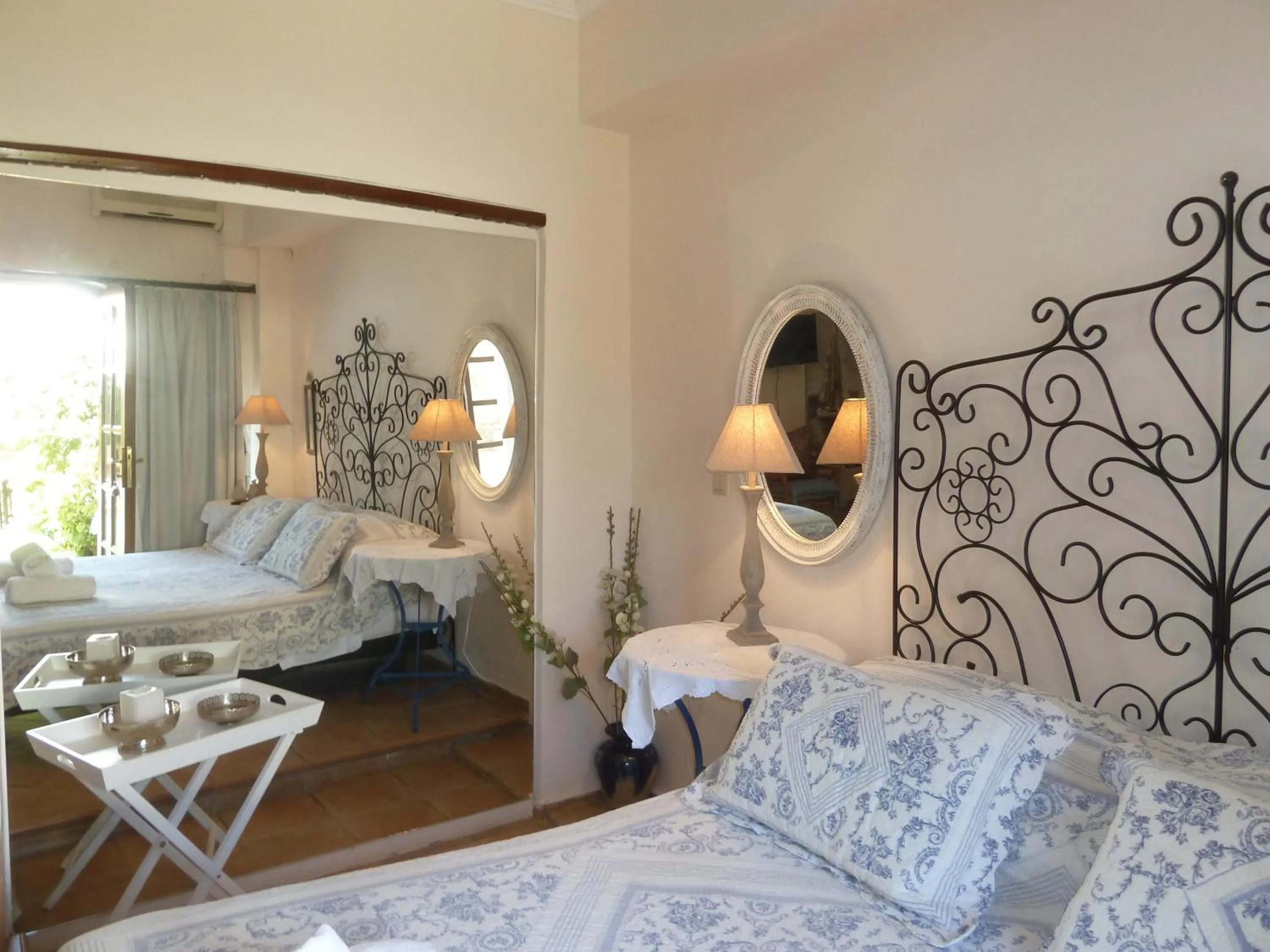 Bed in Calergi Residence - Holidays in Crete