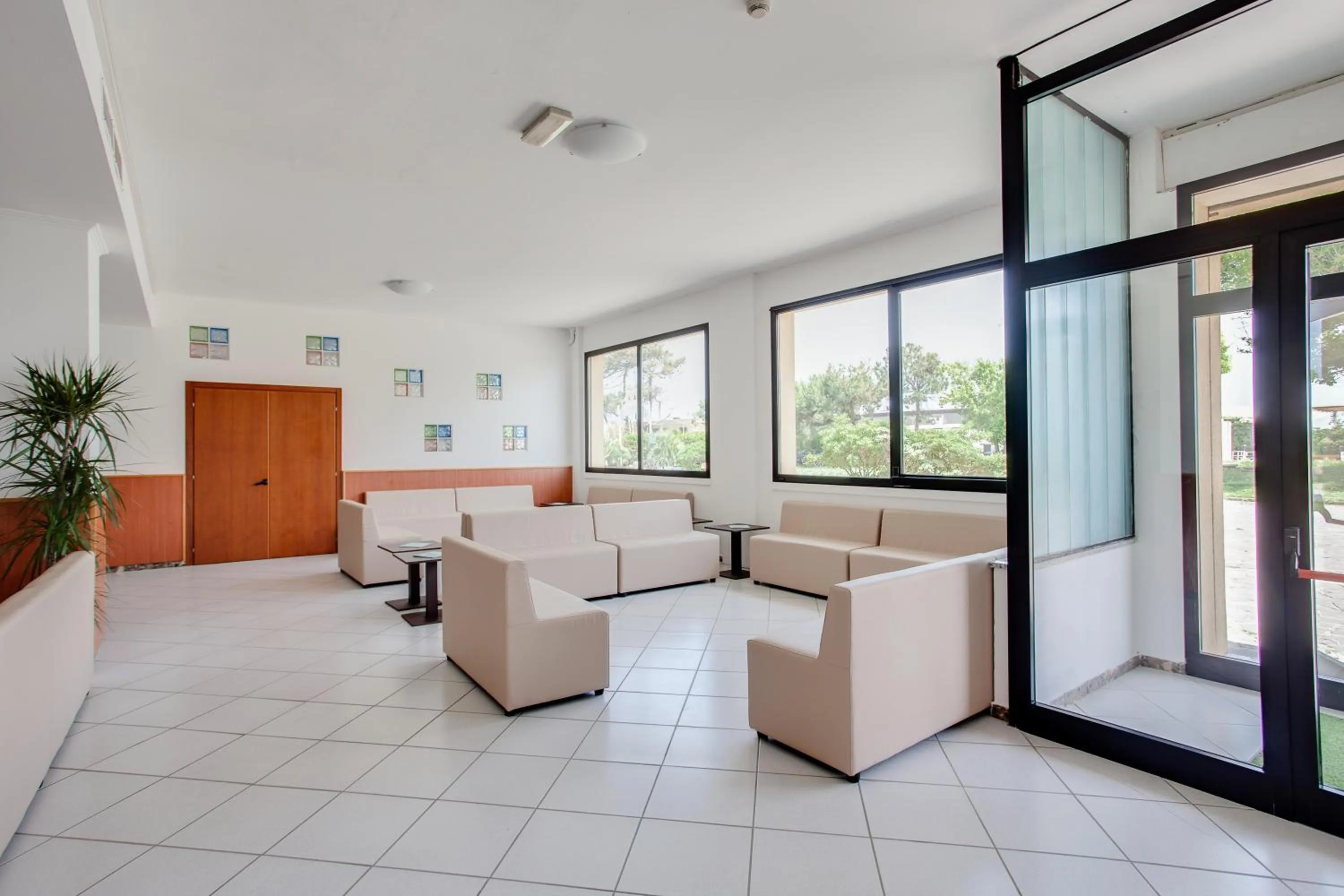 Lobby or reception, Seating Area in Hotel Adler