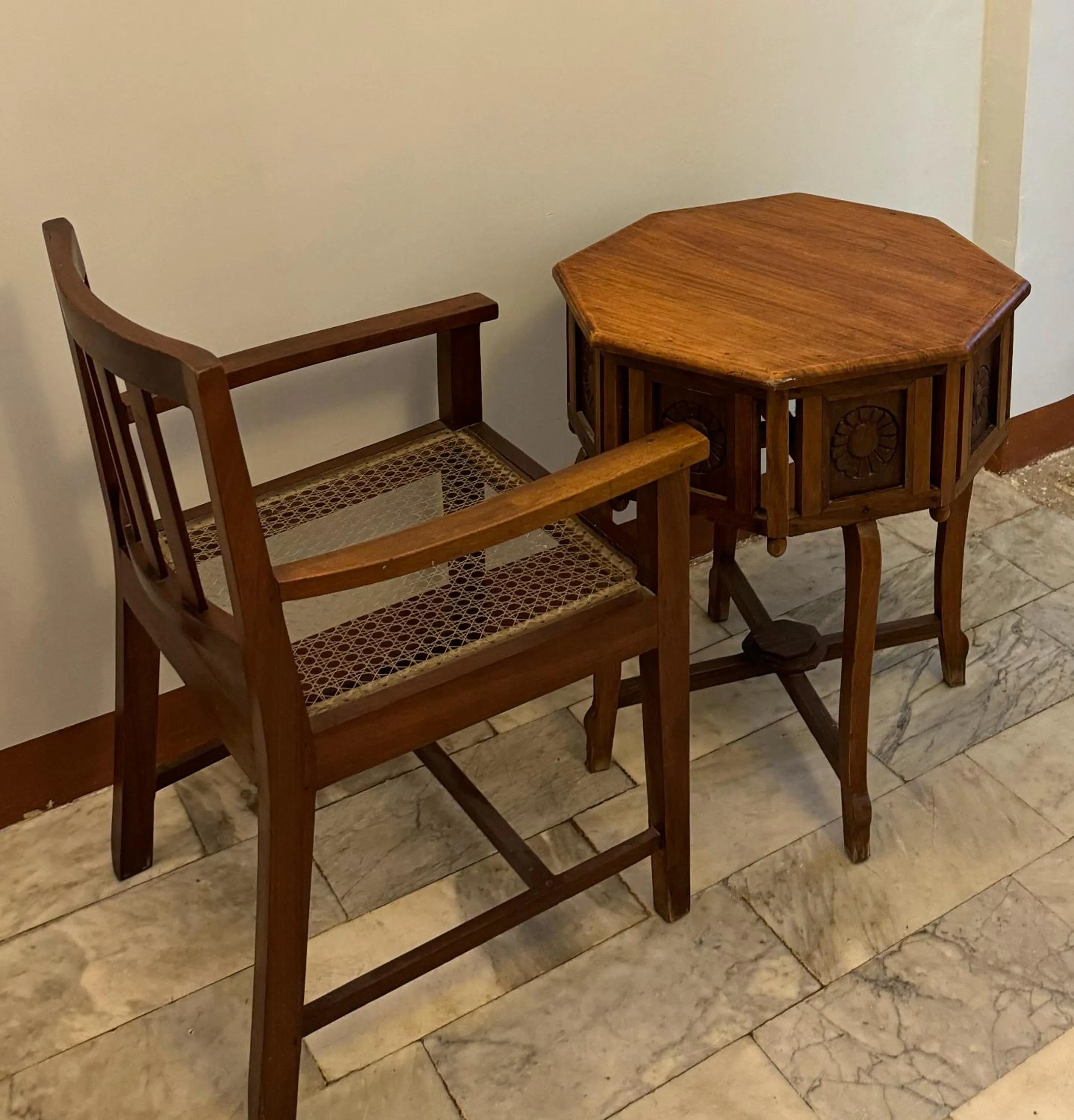 Seating area in Princess Salme Inn