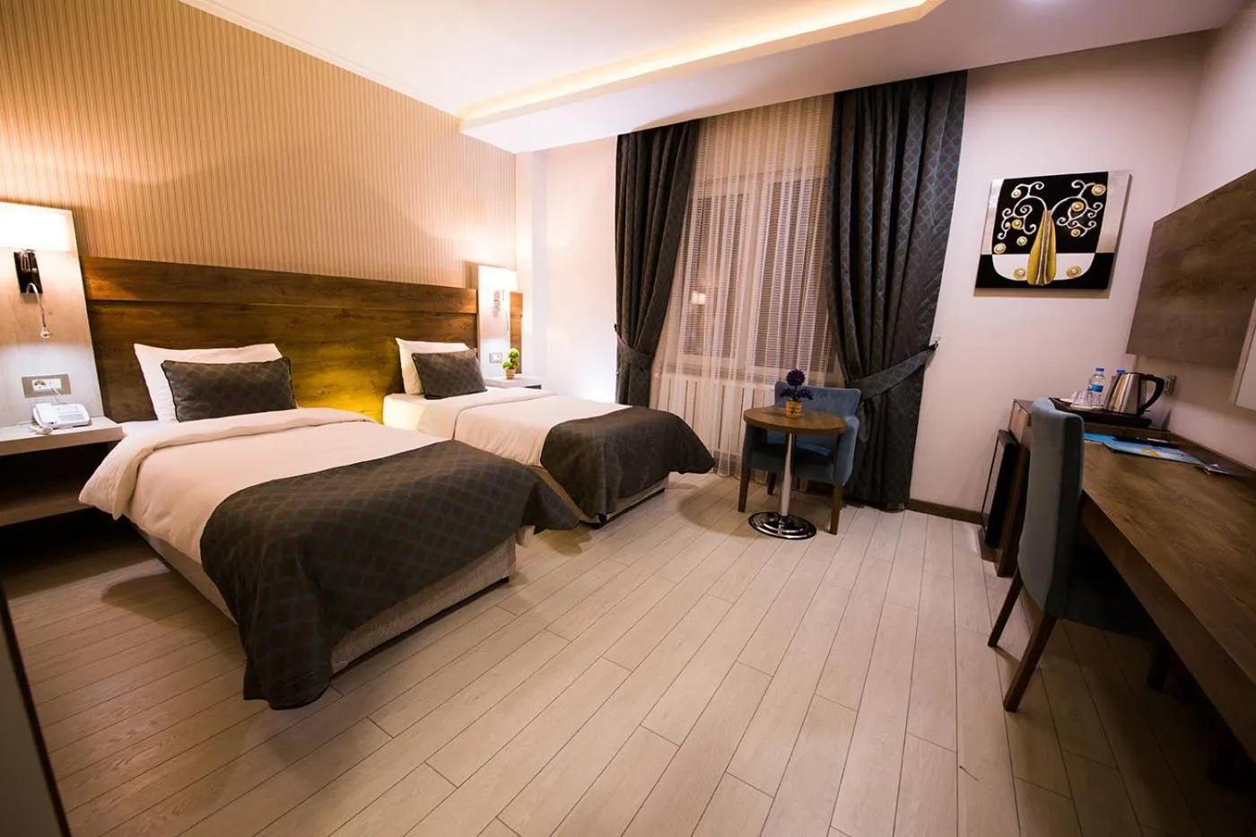 Photo of the whole room in White Star Hotel