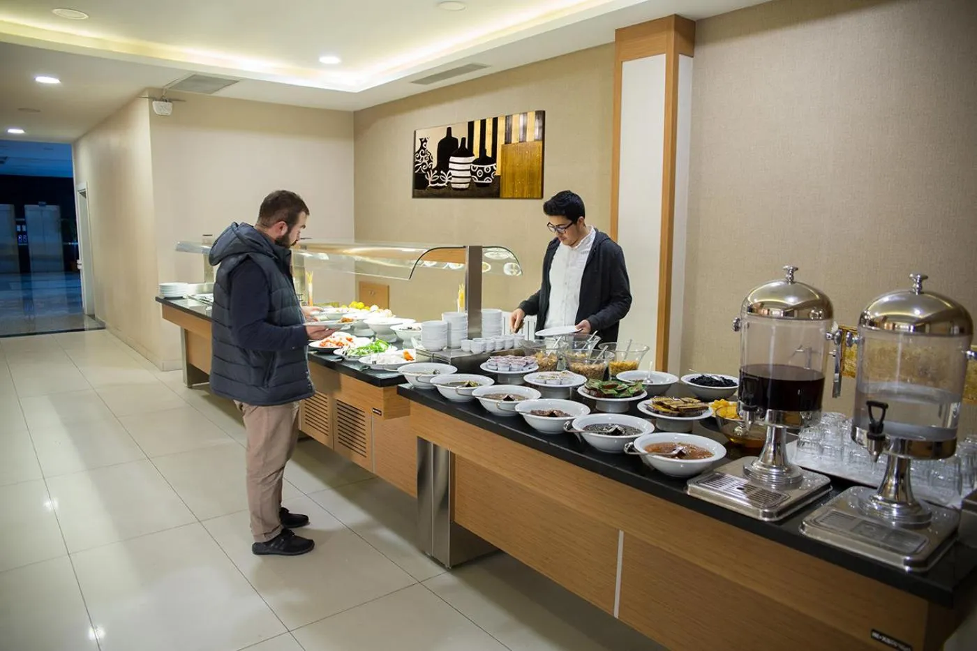 Food and drinks in White Star Hotel