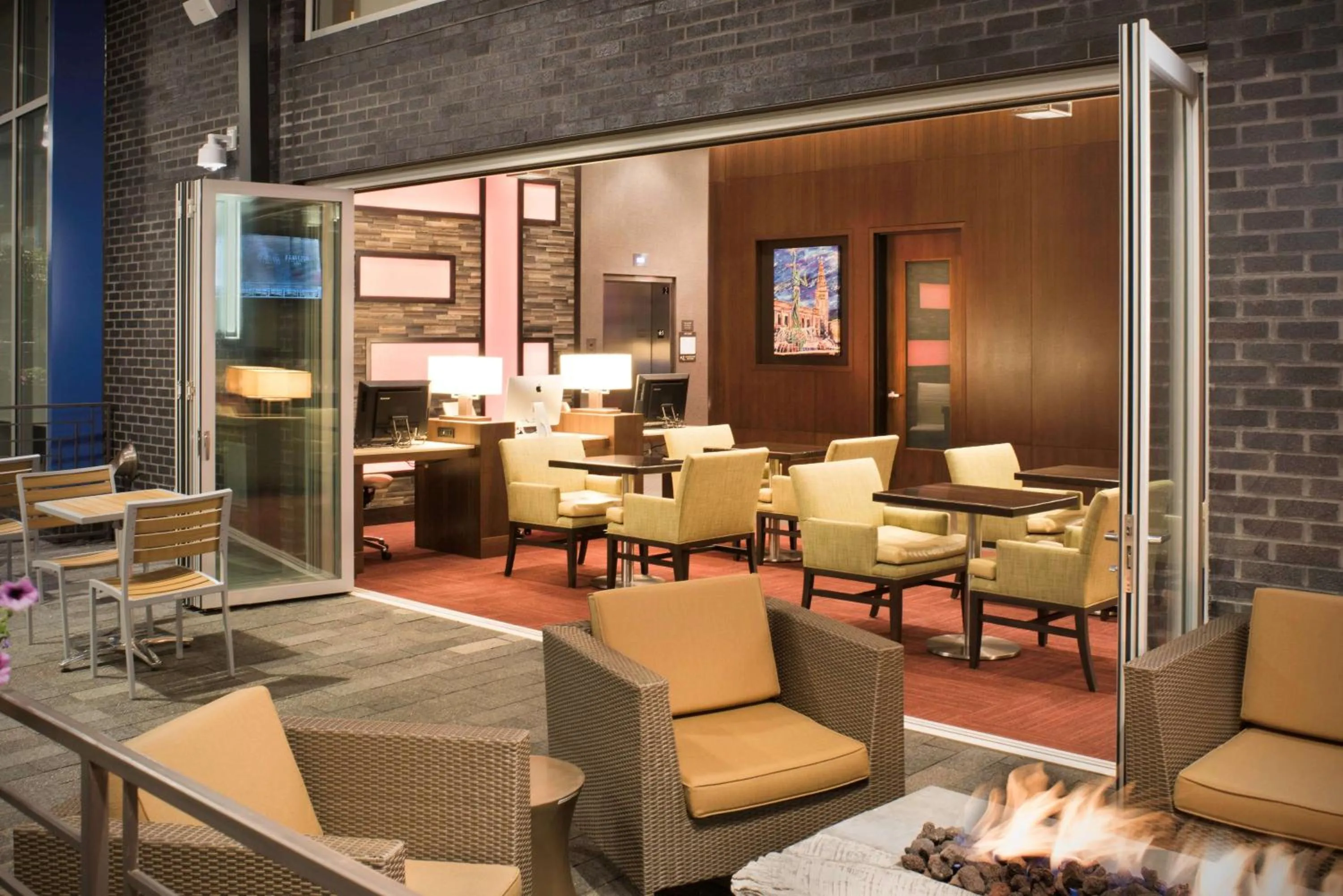 Property building in Hyatt Place Cleveland/Westlake/Crocker Park