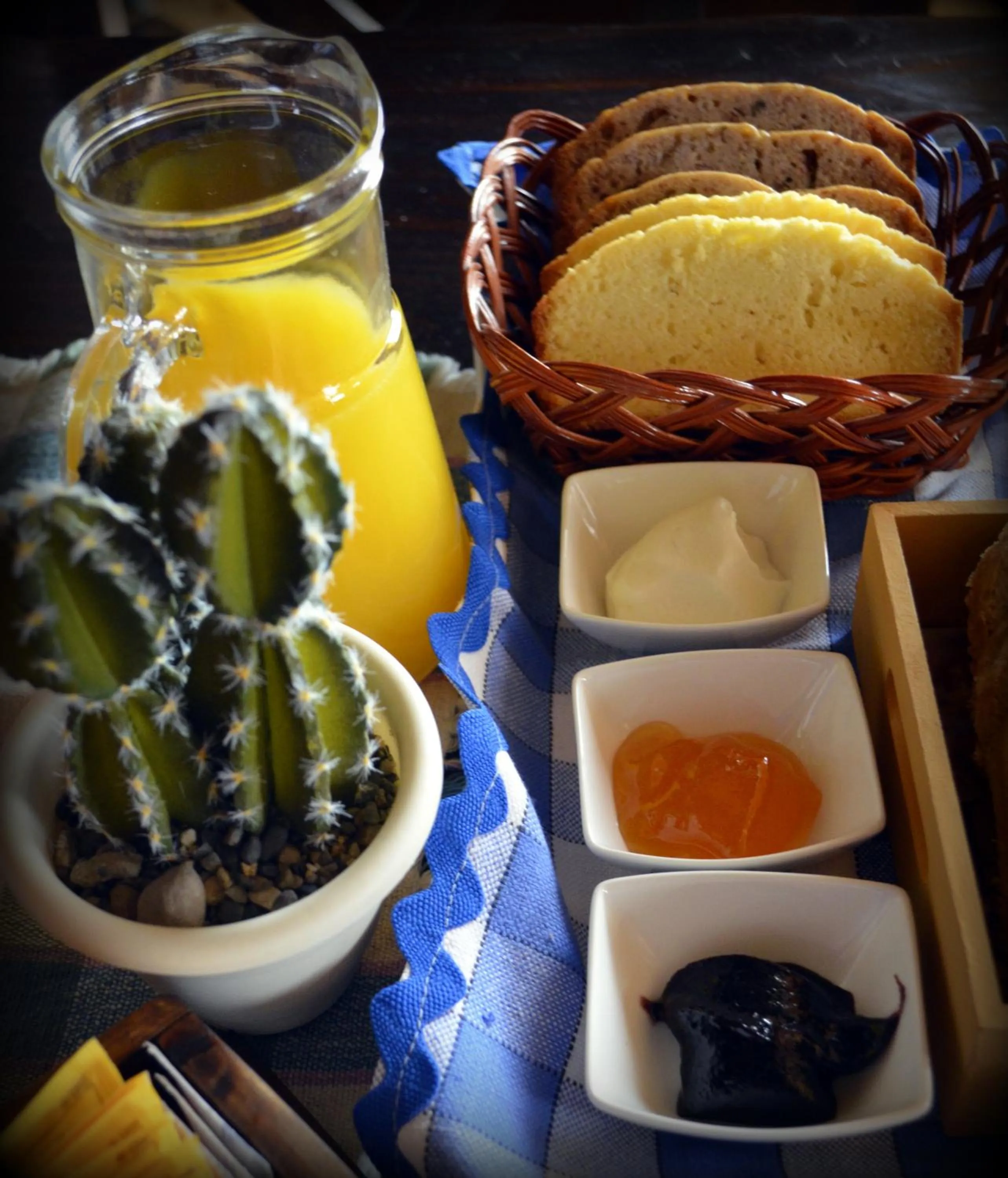 Breakfast in Cabañas Alechen