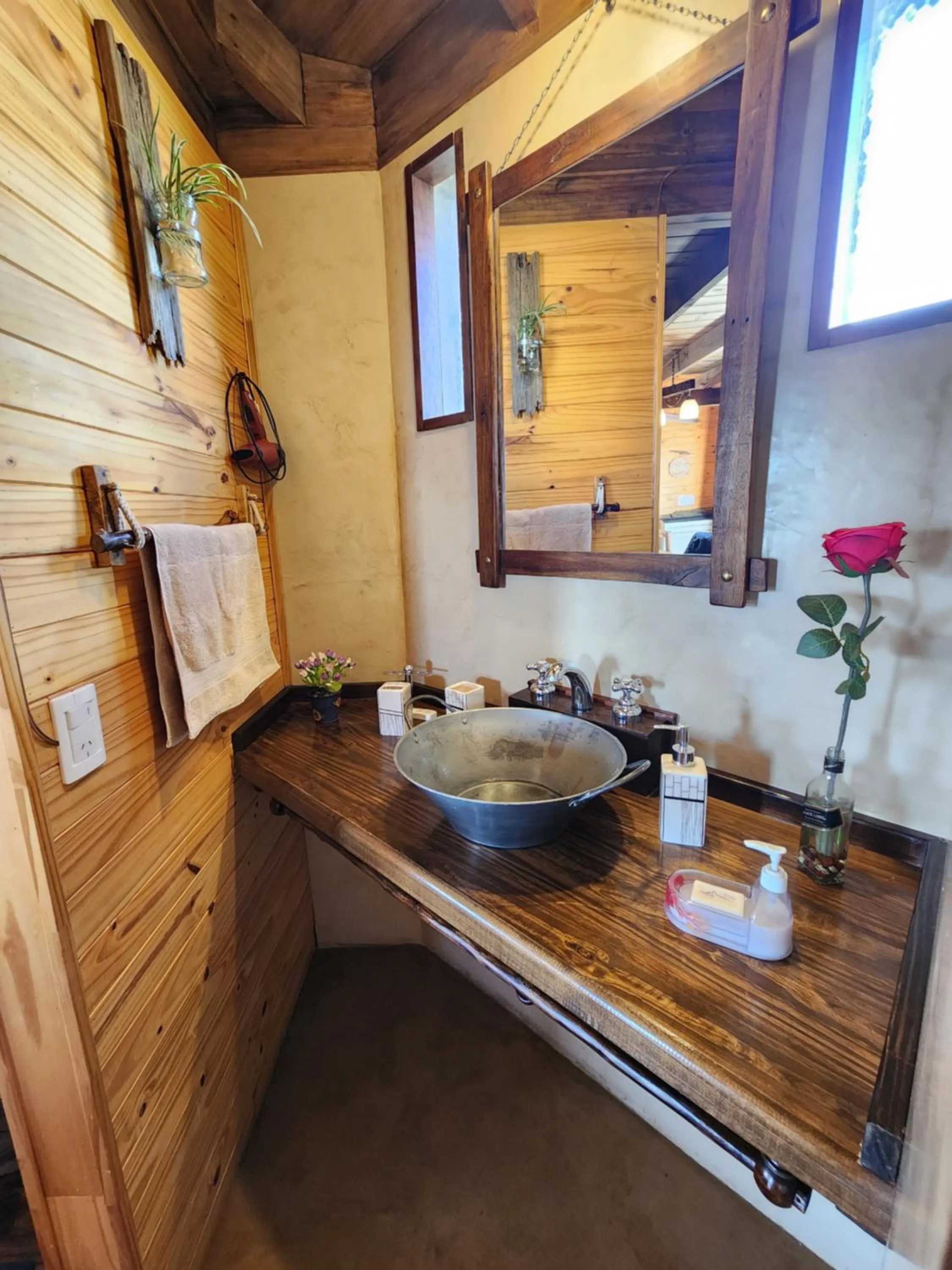 Bathroom in Cabañas Alechen