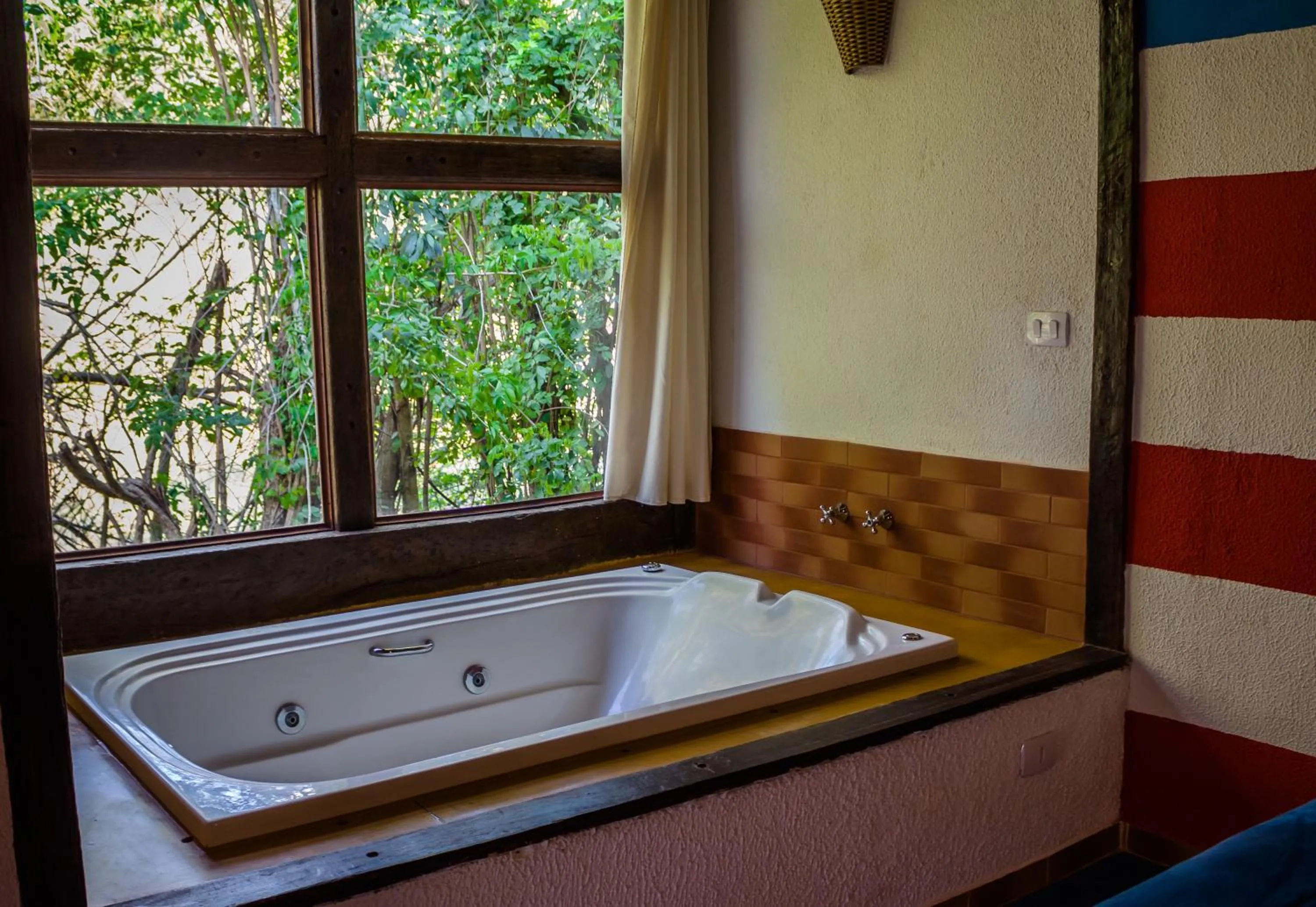 Hot Tub in Pousada Cabanas no Mundo