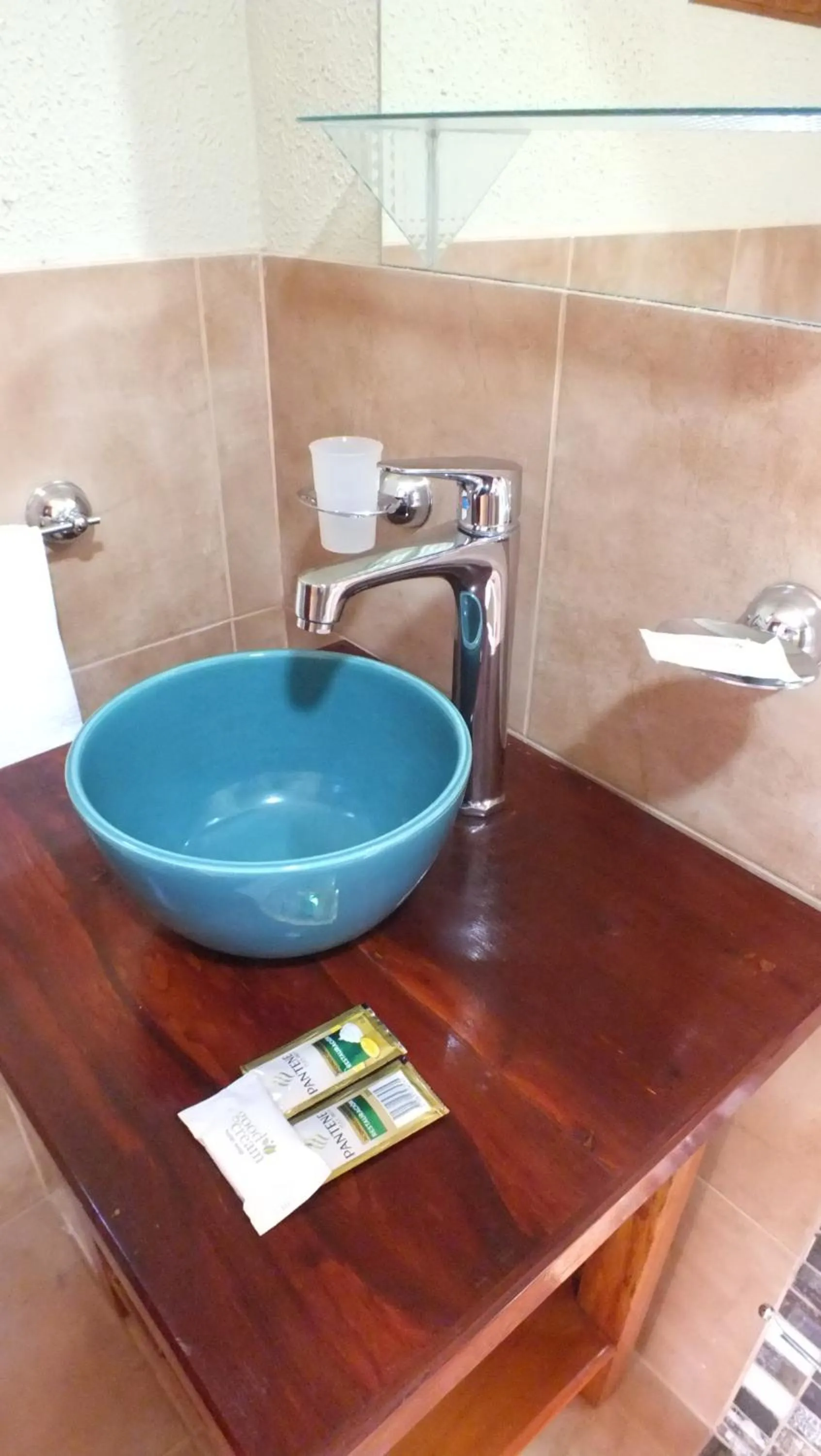 Bathroom in Iguazú Urban Hotel Express