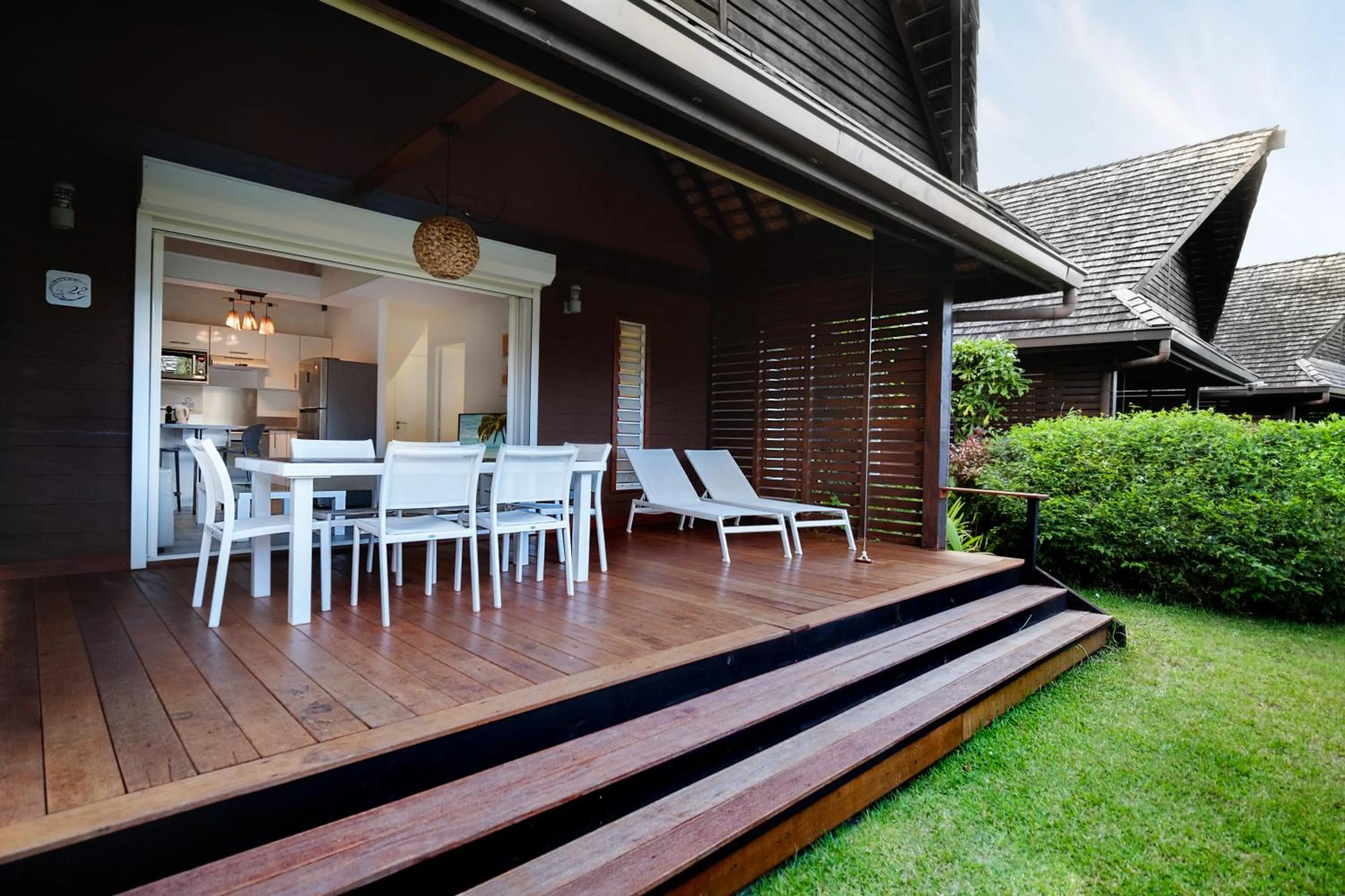 Patio in Moorea Sunset Beach