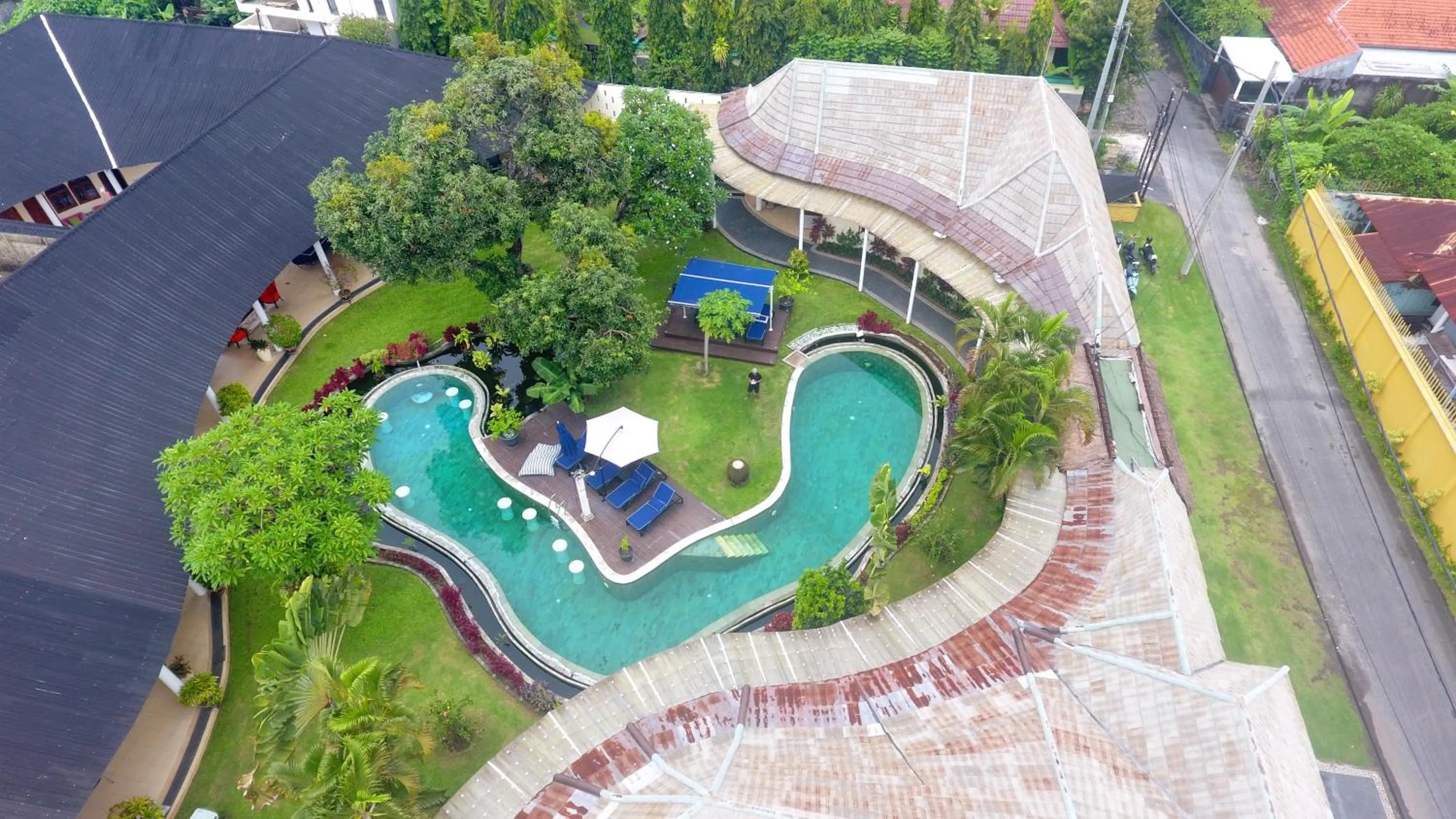 Property building in Villa Costa Plenty