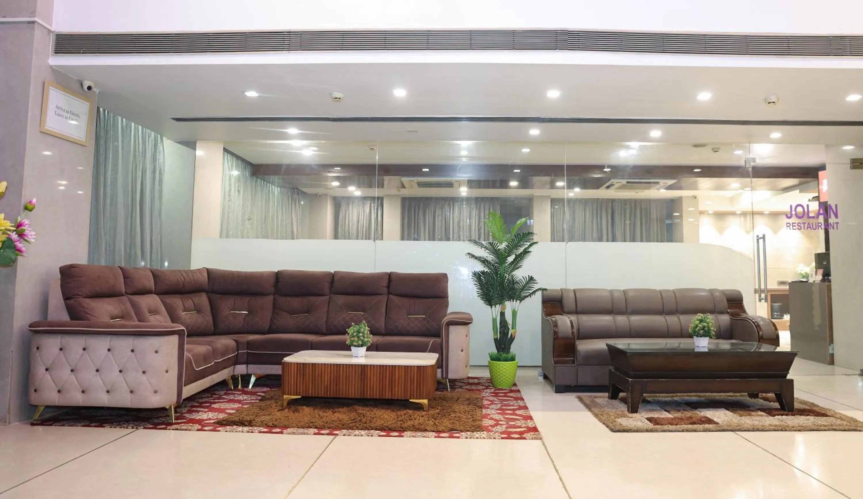 Lobby or reception in Veronica Hotel