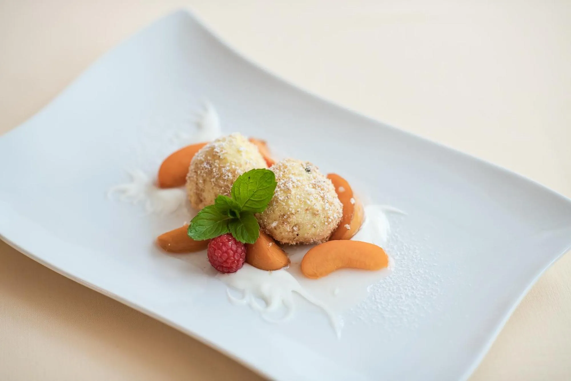 Food and drinks in Hotel Zum Mohren