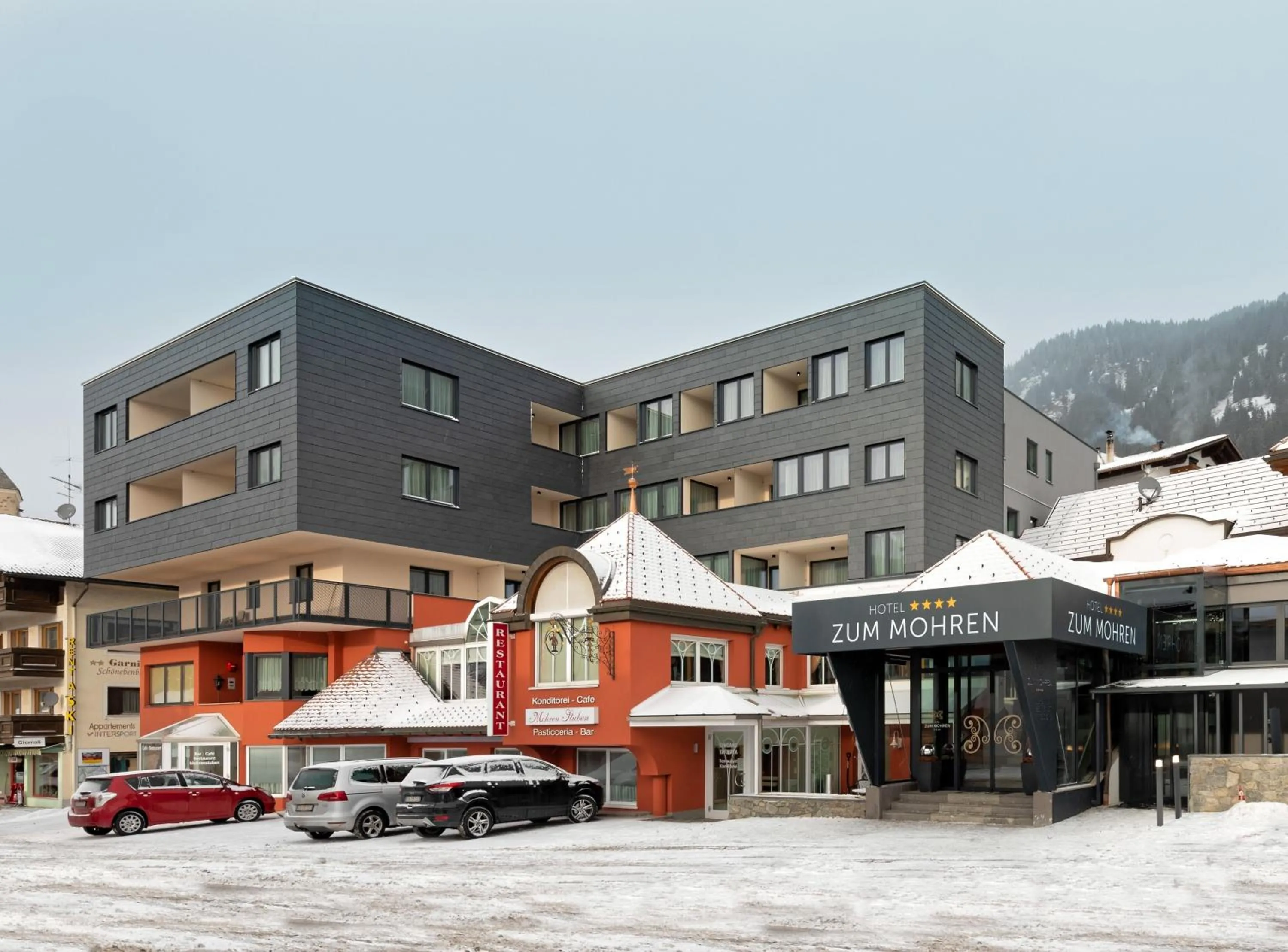 Property building in Hotel Zum Mohren
