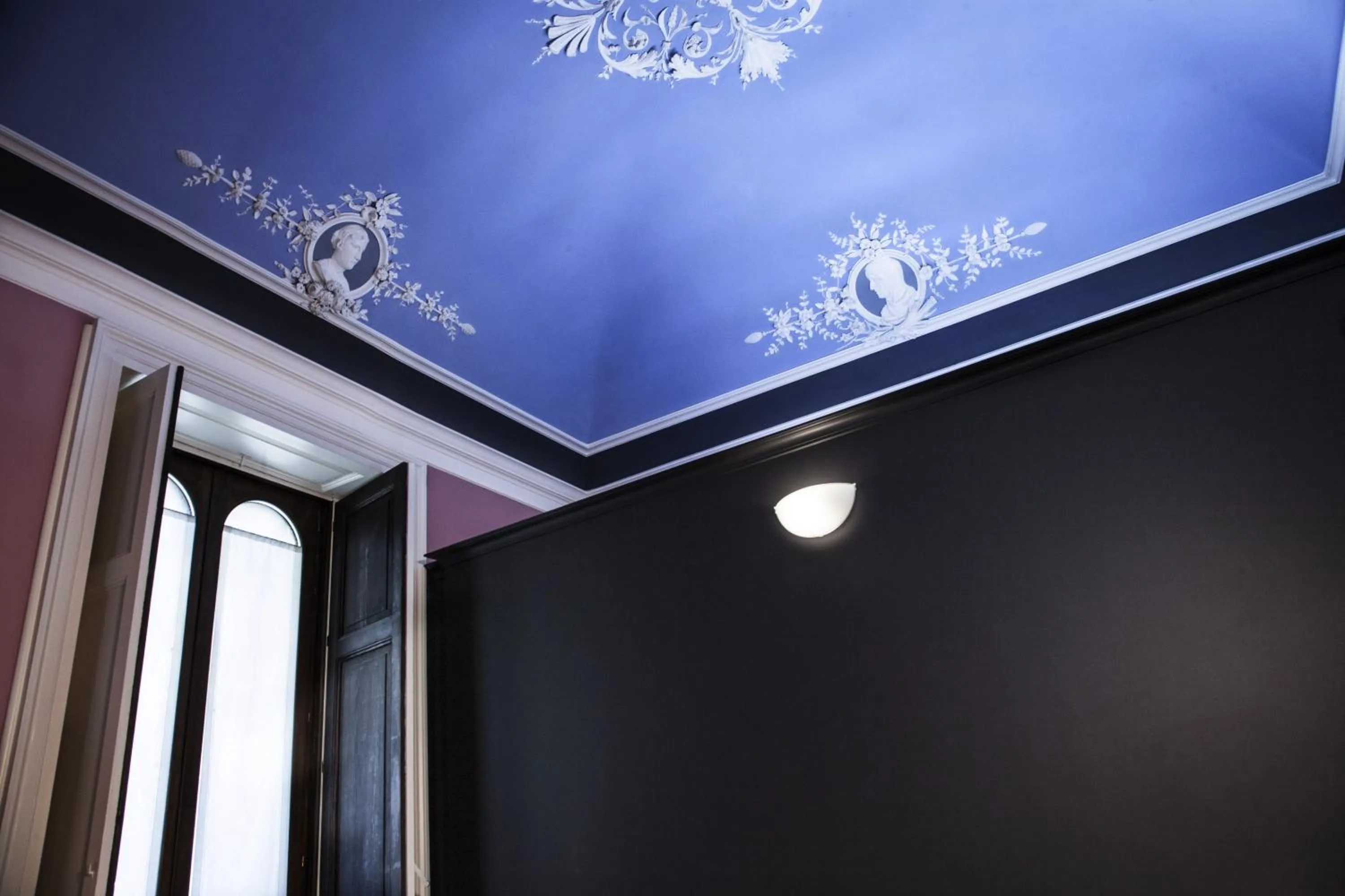 Other in Art Fashion House Luxury Rooms