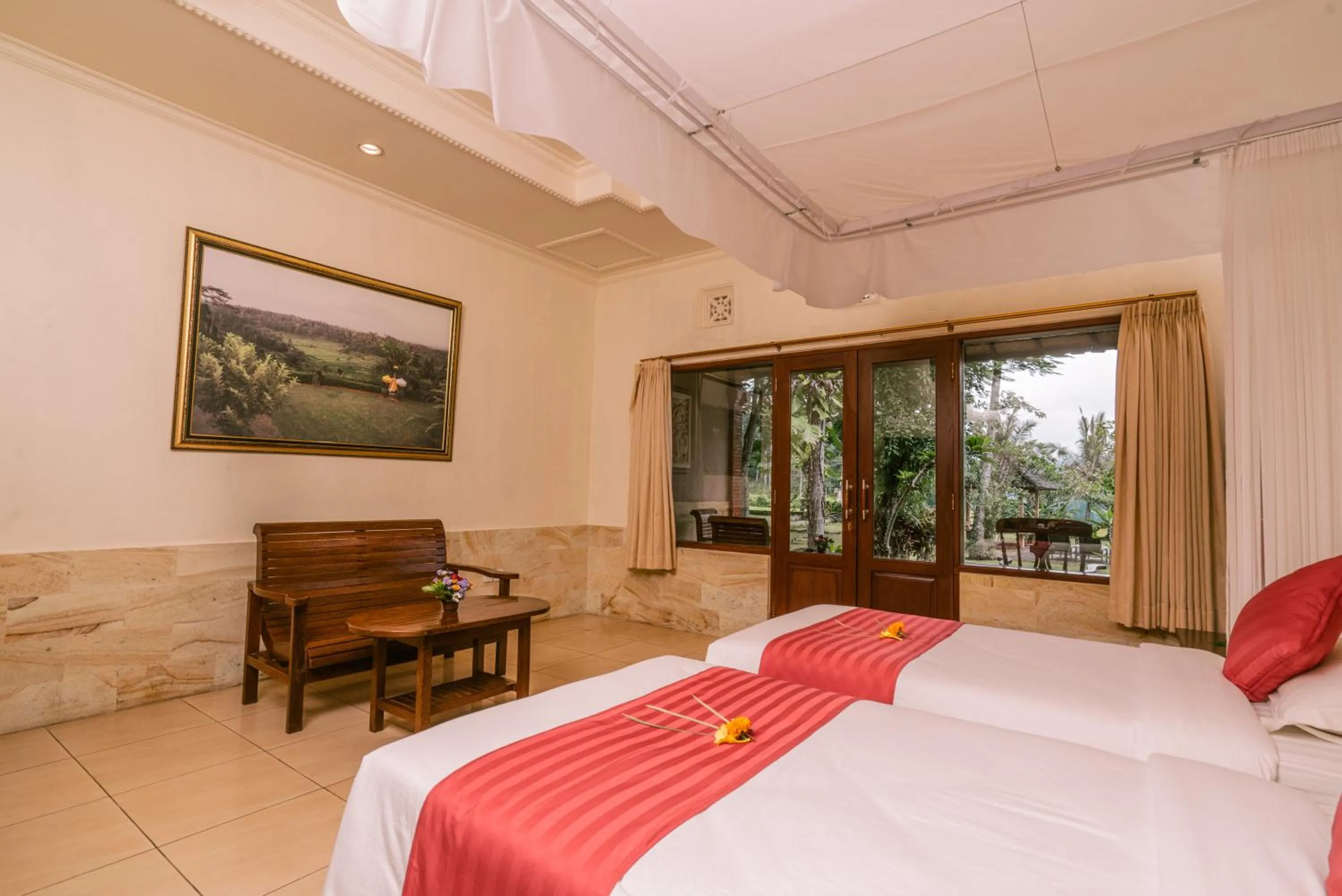 Bed in Mahagiri Resort & Restaurant