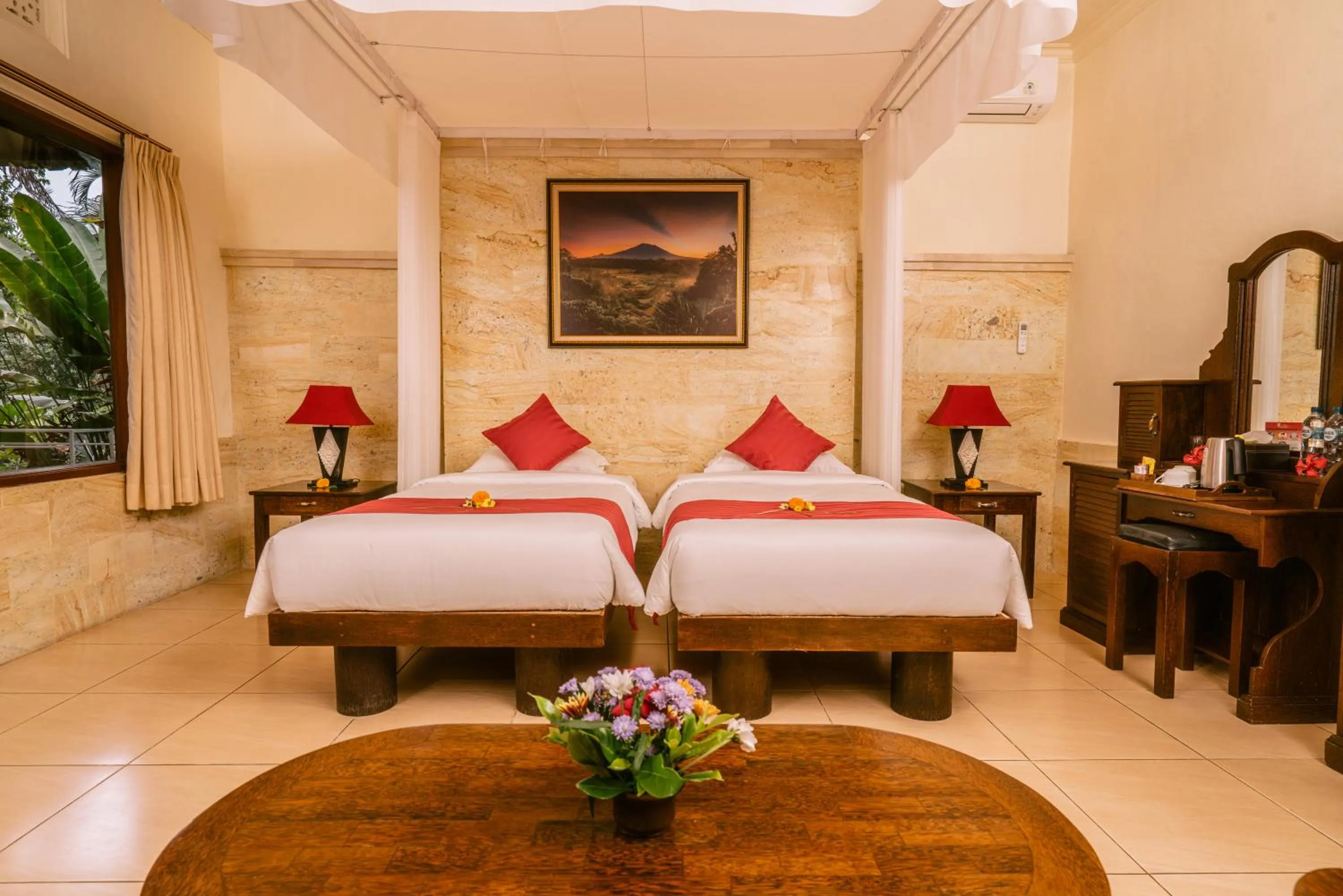 Bed in Mahagiri Resort & Restaurant