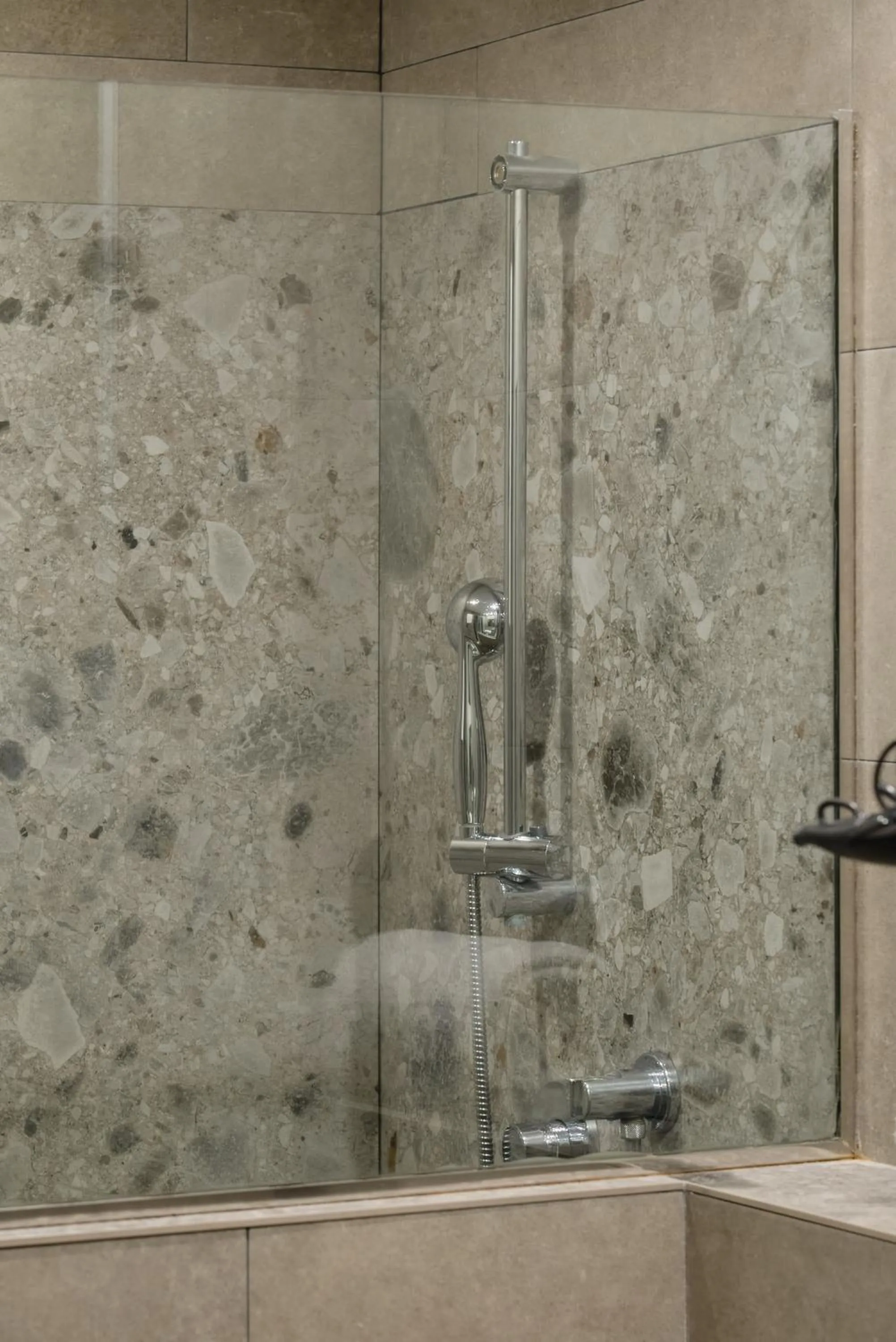 Bathroom in Hotel Miramar Badalona