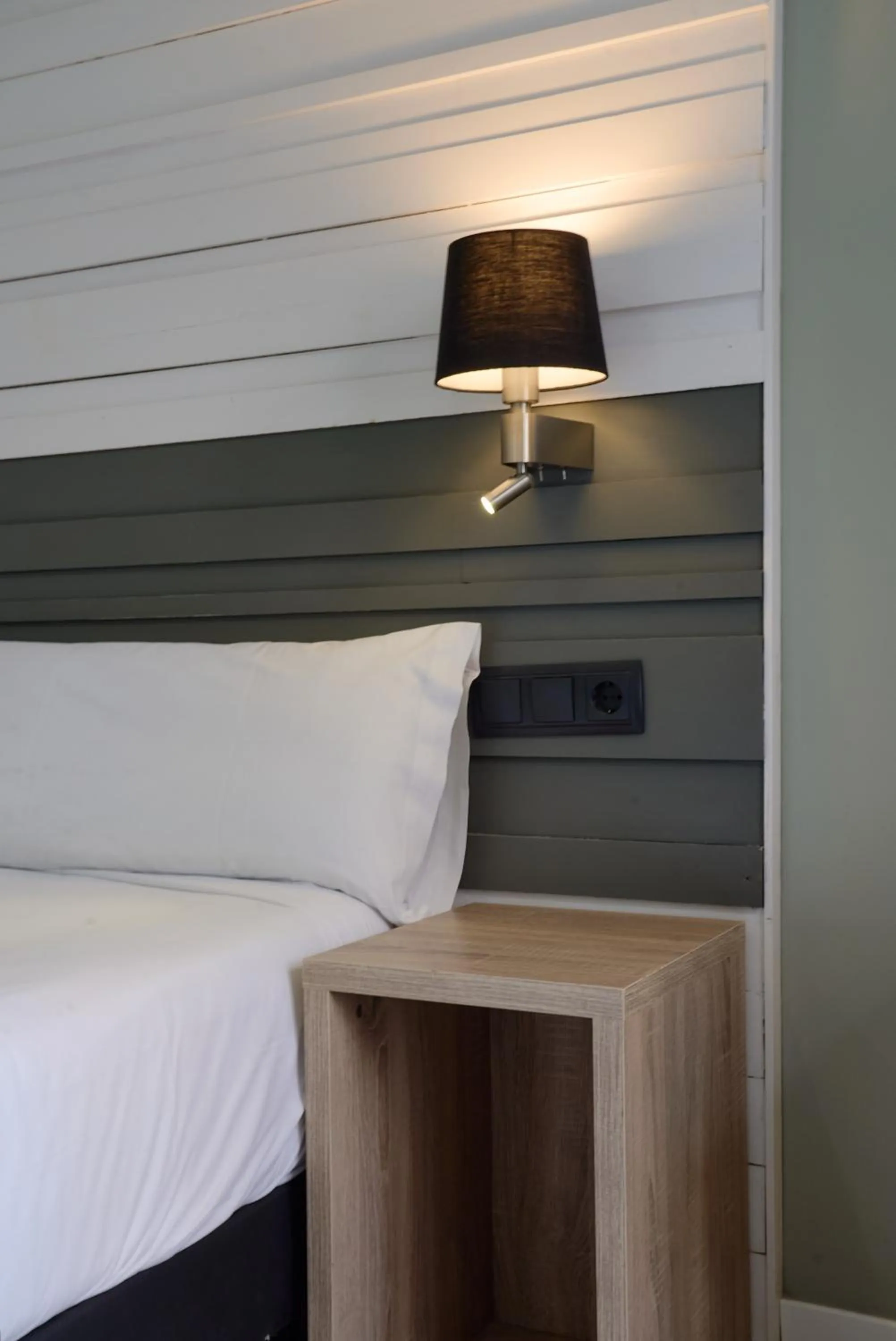 Decorative detail, Bed in Hotel Miramar Badalona