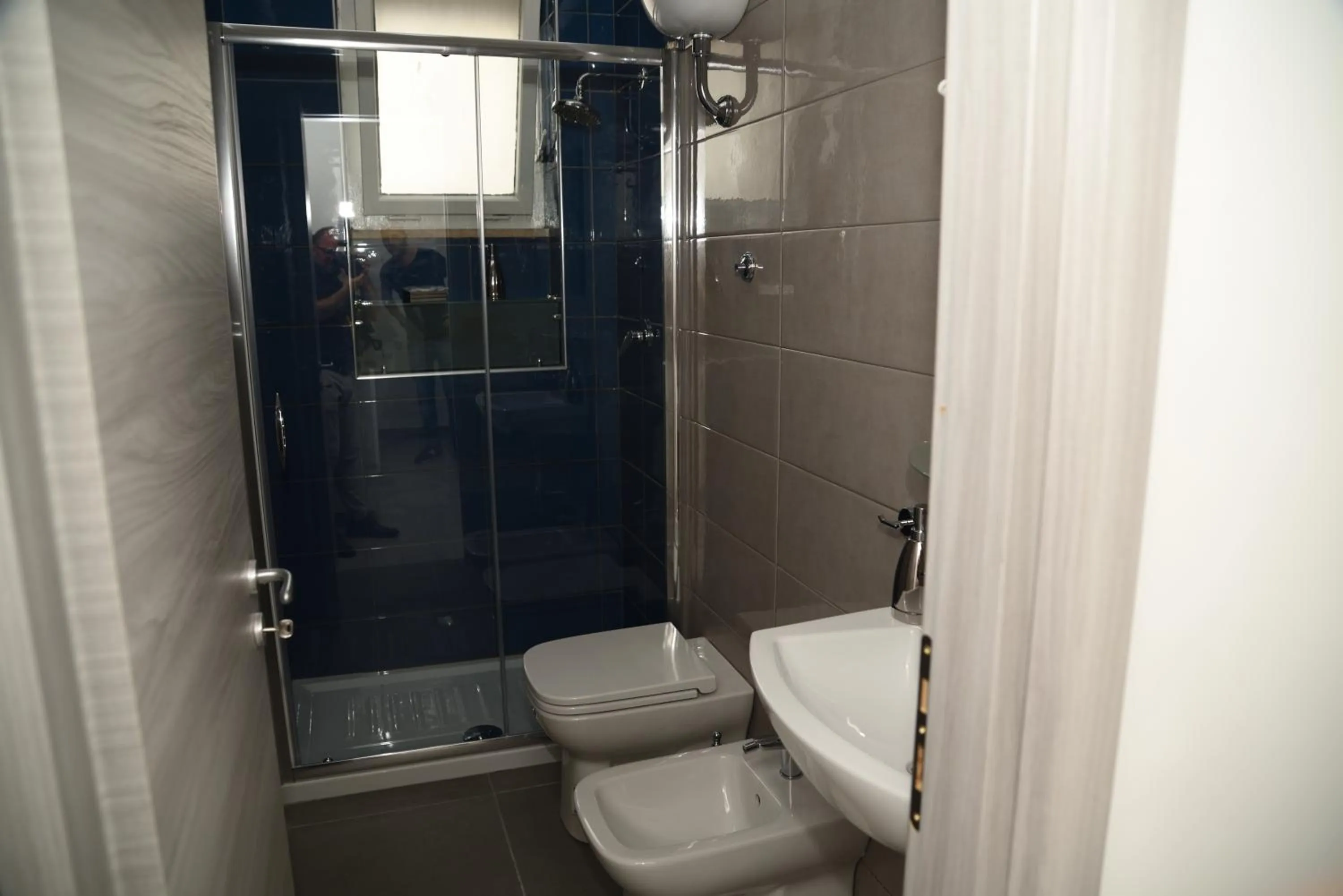 Shower in Flyresidence - Municipio - Toledo