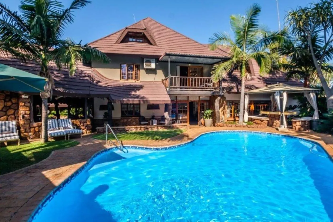 Swimming pool in Kassaboera Lodge