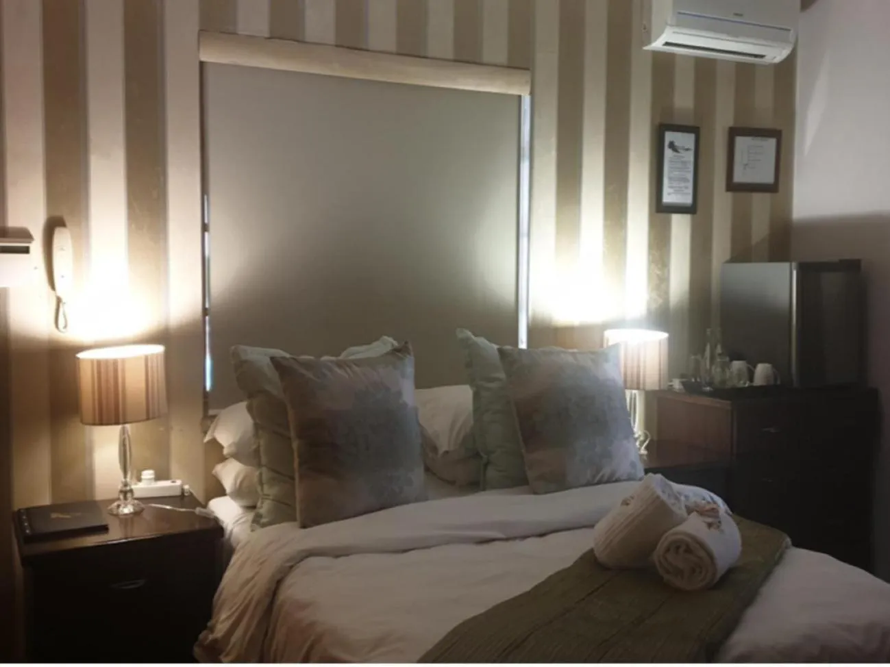 Photo of the whole room, Bed in Kassaboera Lodge