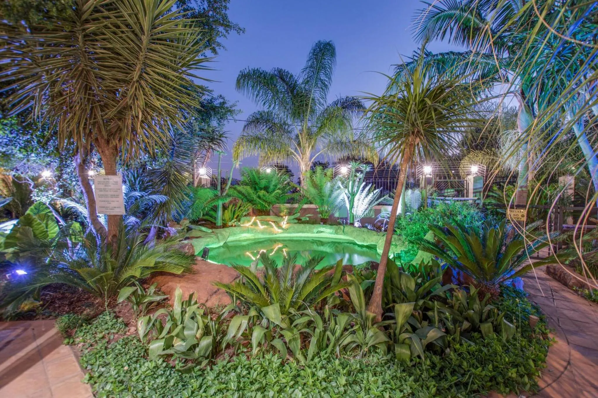 Garden view in Kassaboera Lodge