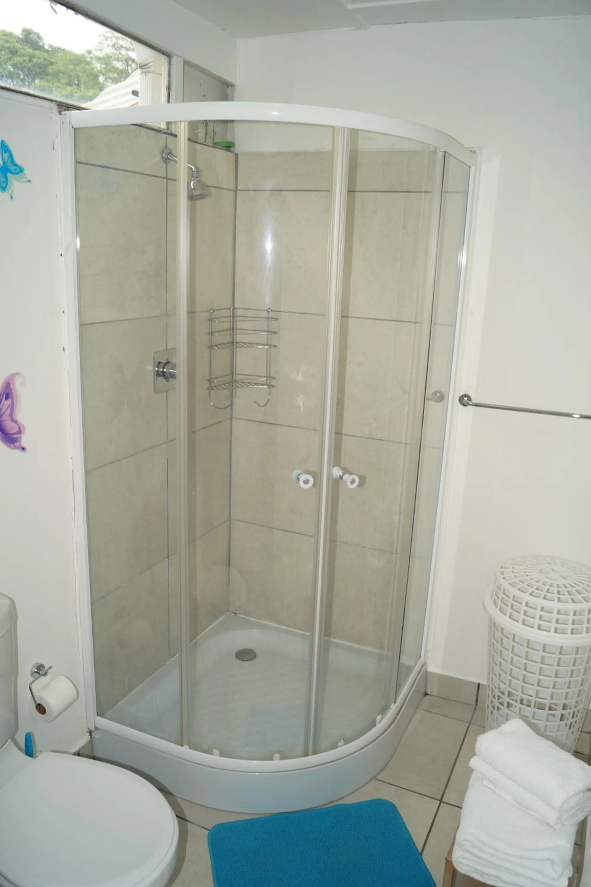 Shower in Westmoreland Lodge