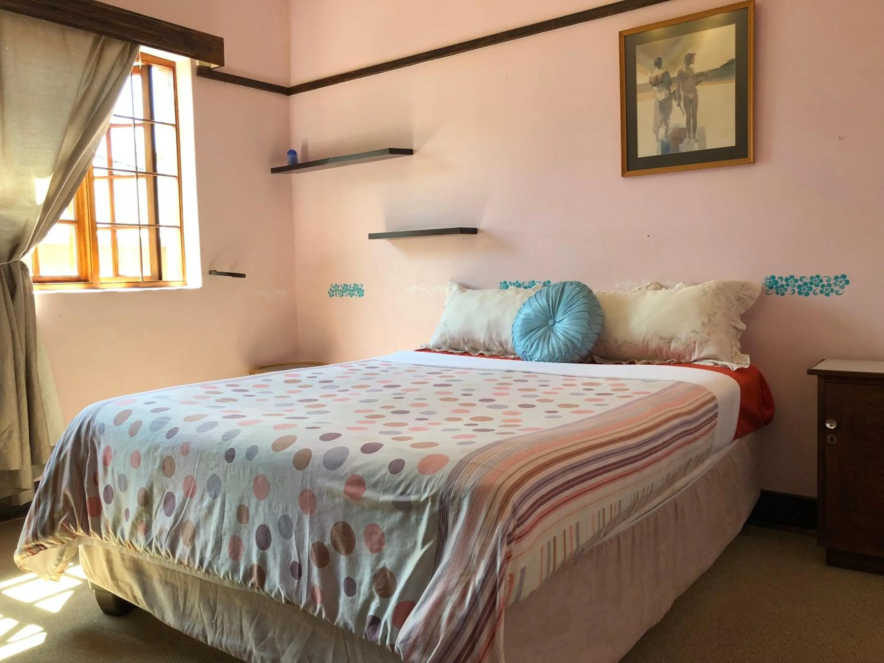 Bedroom, Bed in Westmoreland Lodge