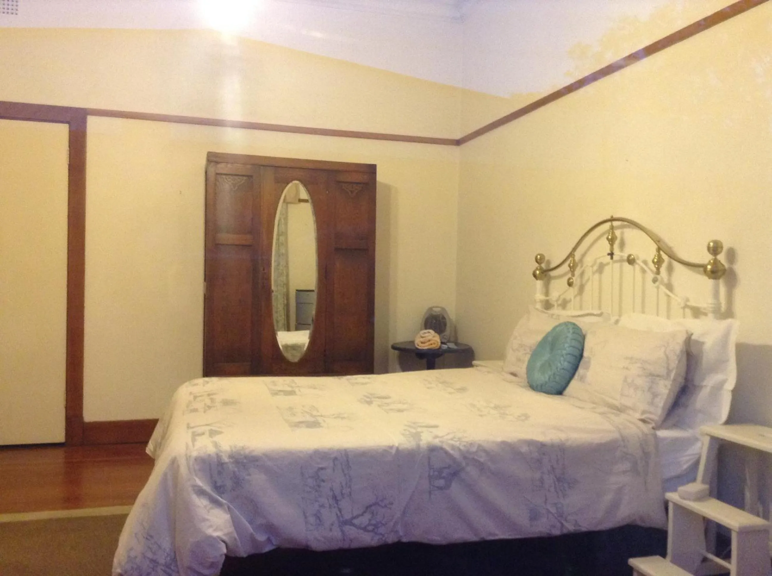 Bedroom, Bed in Westmoreland Lodge