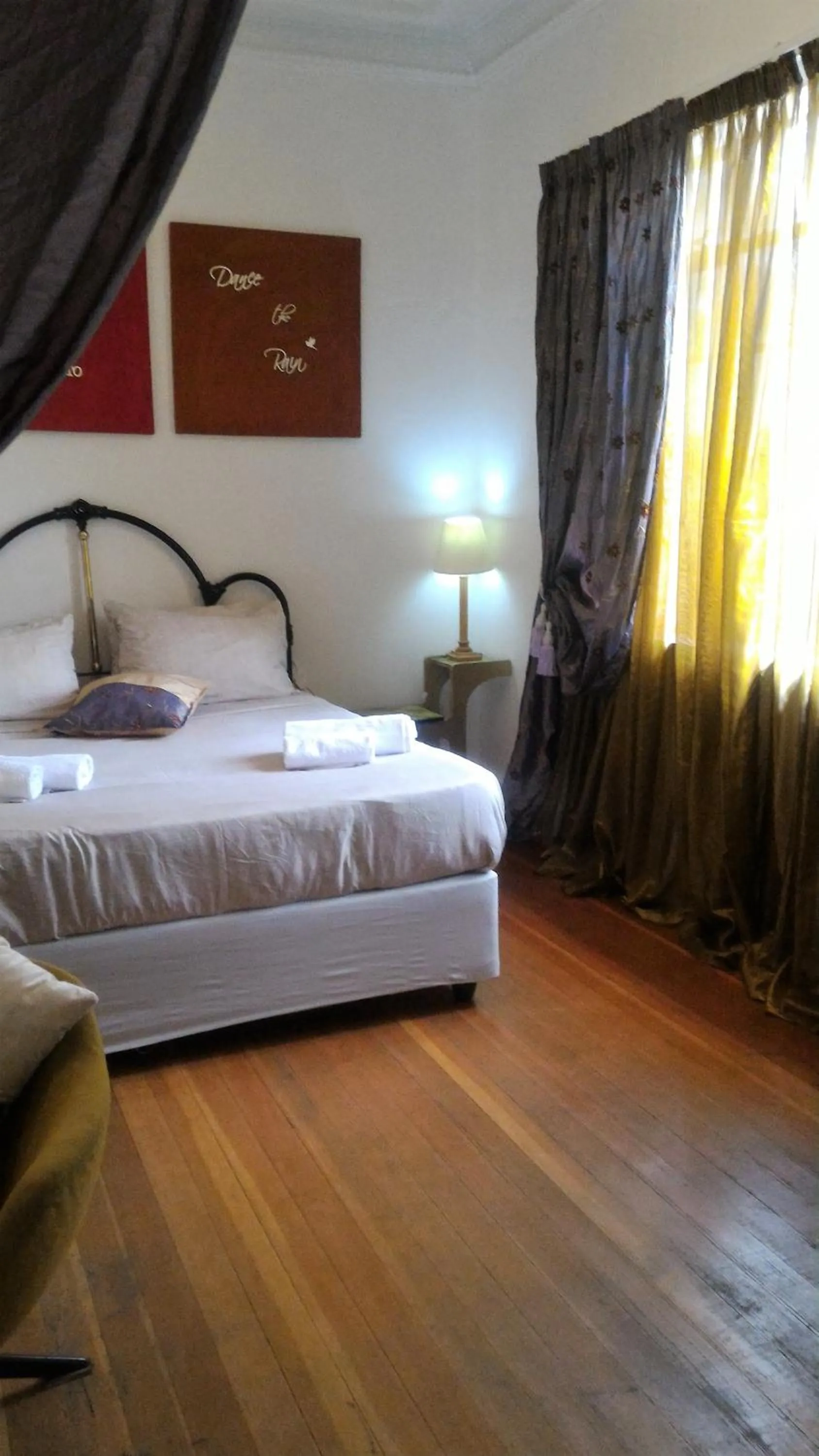 Bedroom, Bed in Westmoreland Lodge