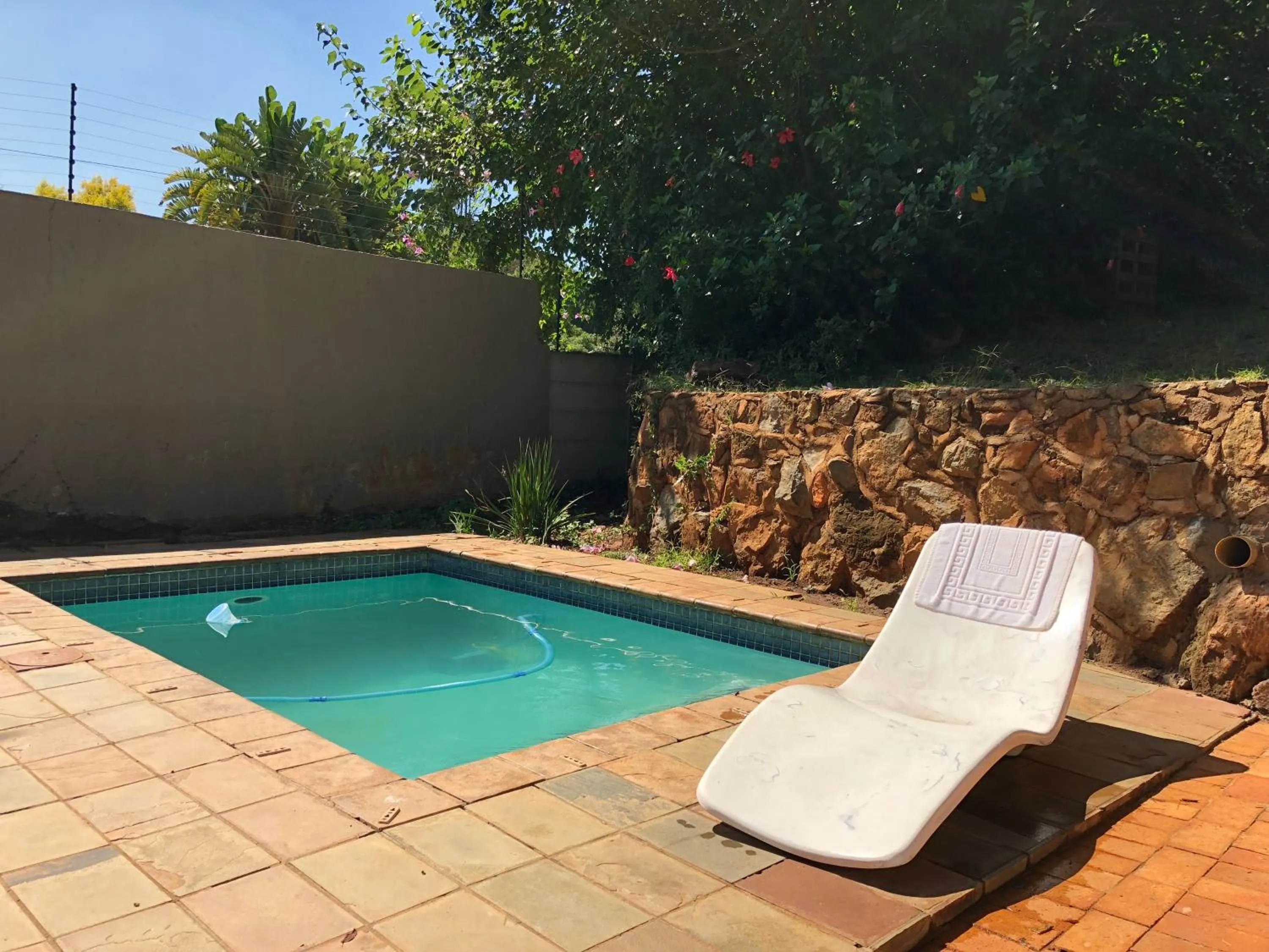 Swimming pool in Westmoreland Lodge