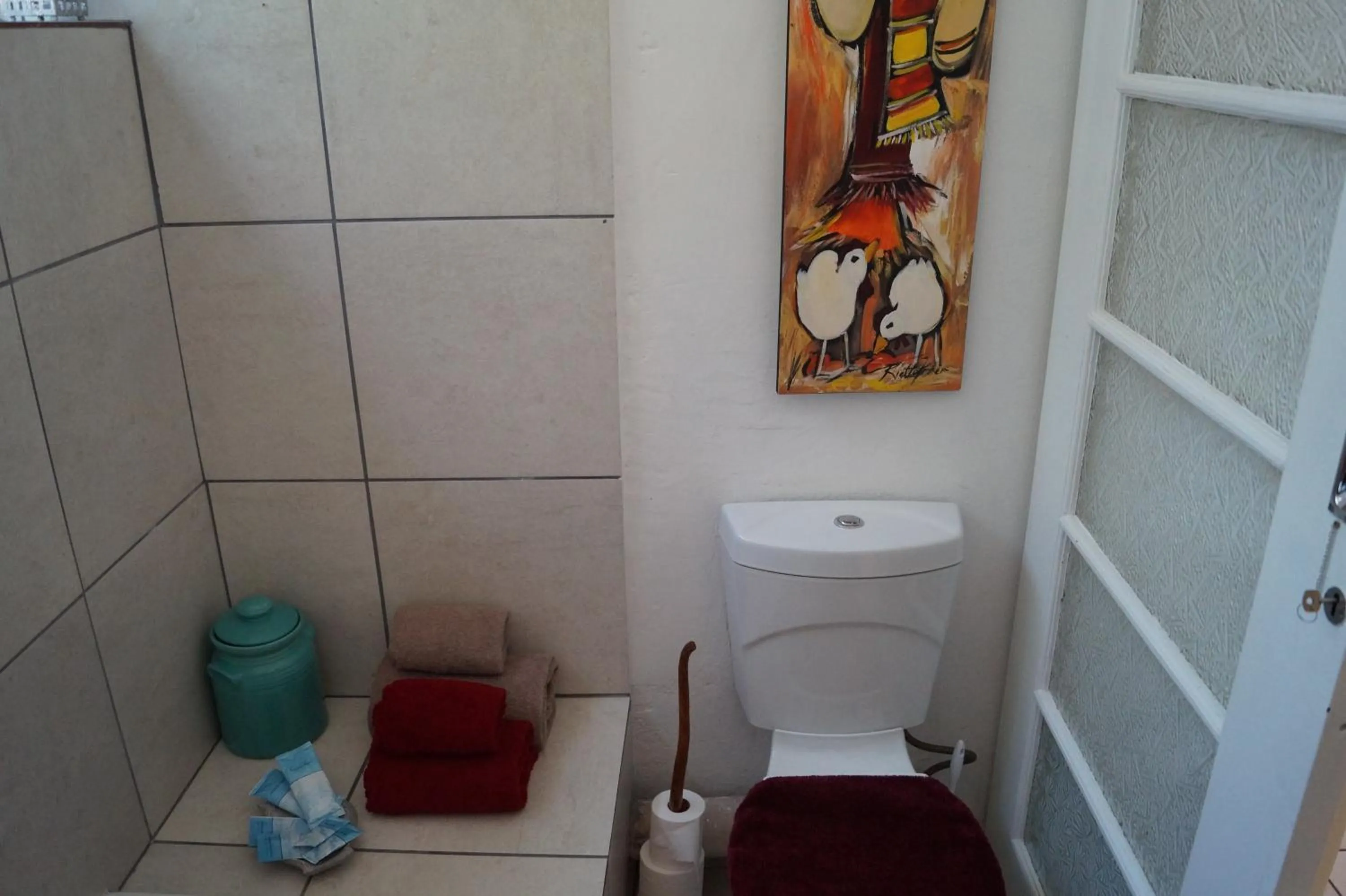 Toilet in Westmoreland Lodge