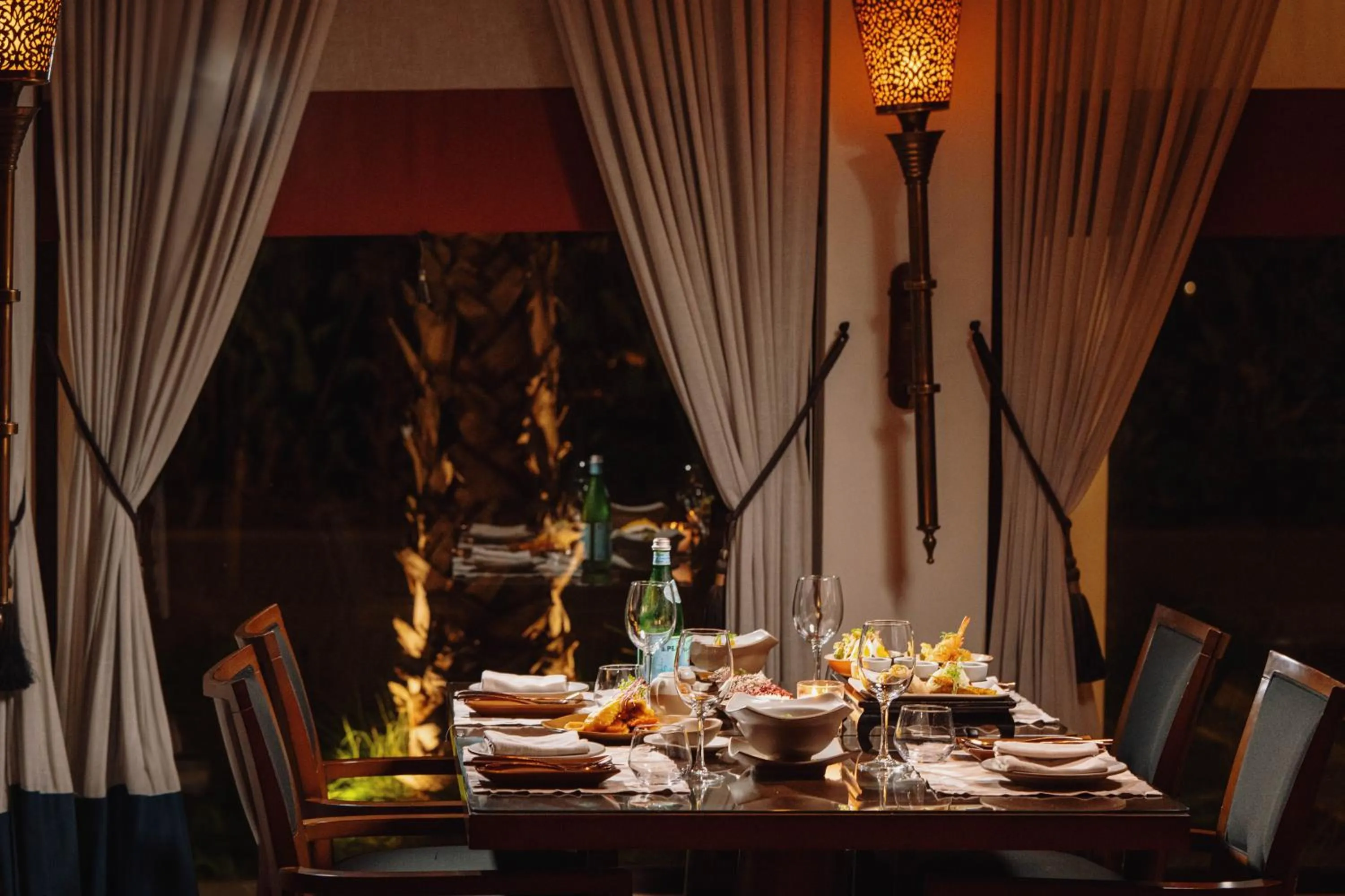 Food and drinks in Banyan Tree Tamouda Bay