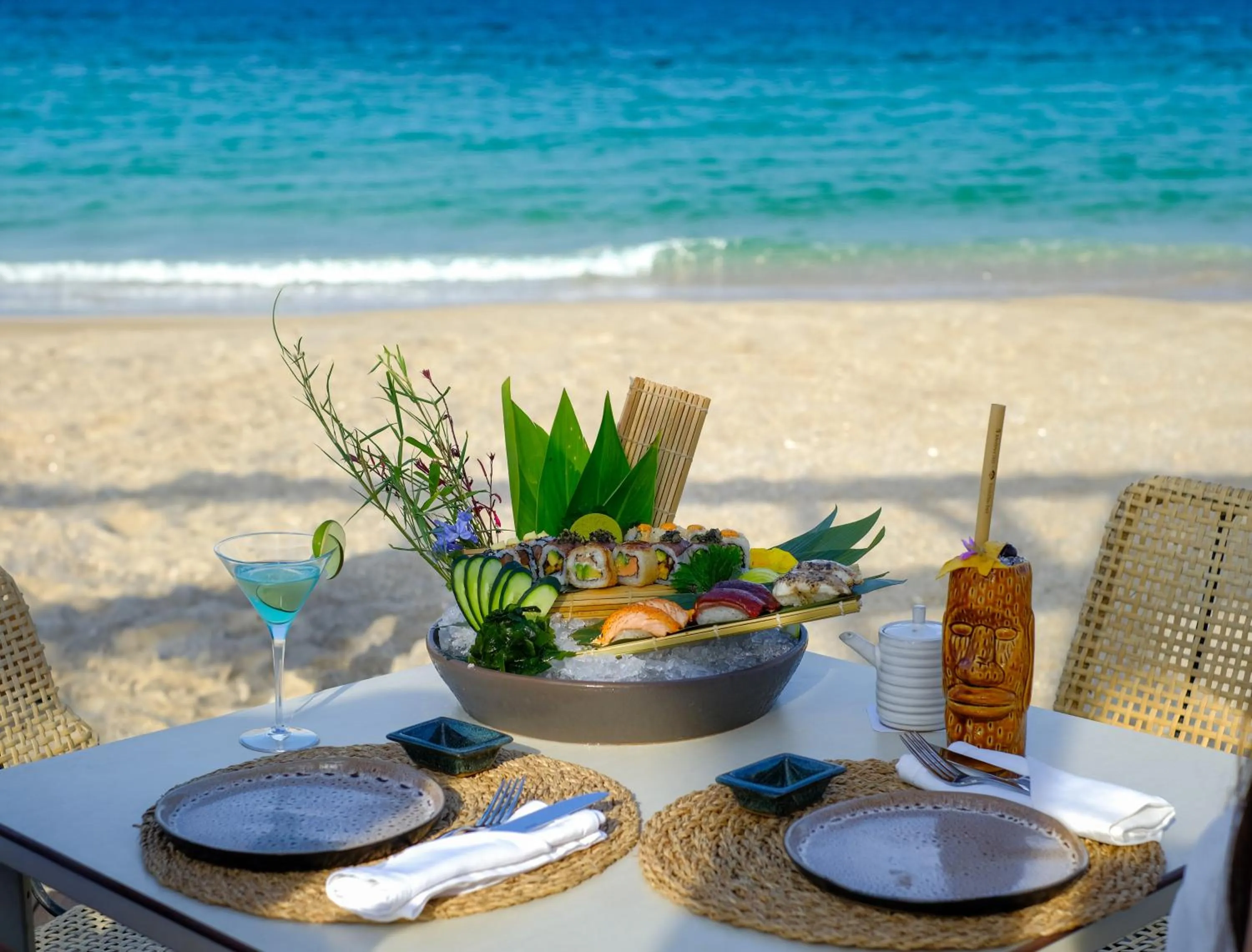Food and drinks in Banyan Tree Tamouda Bay
