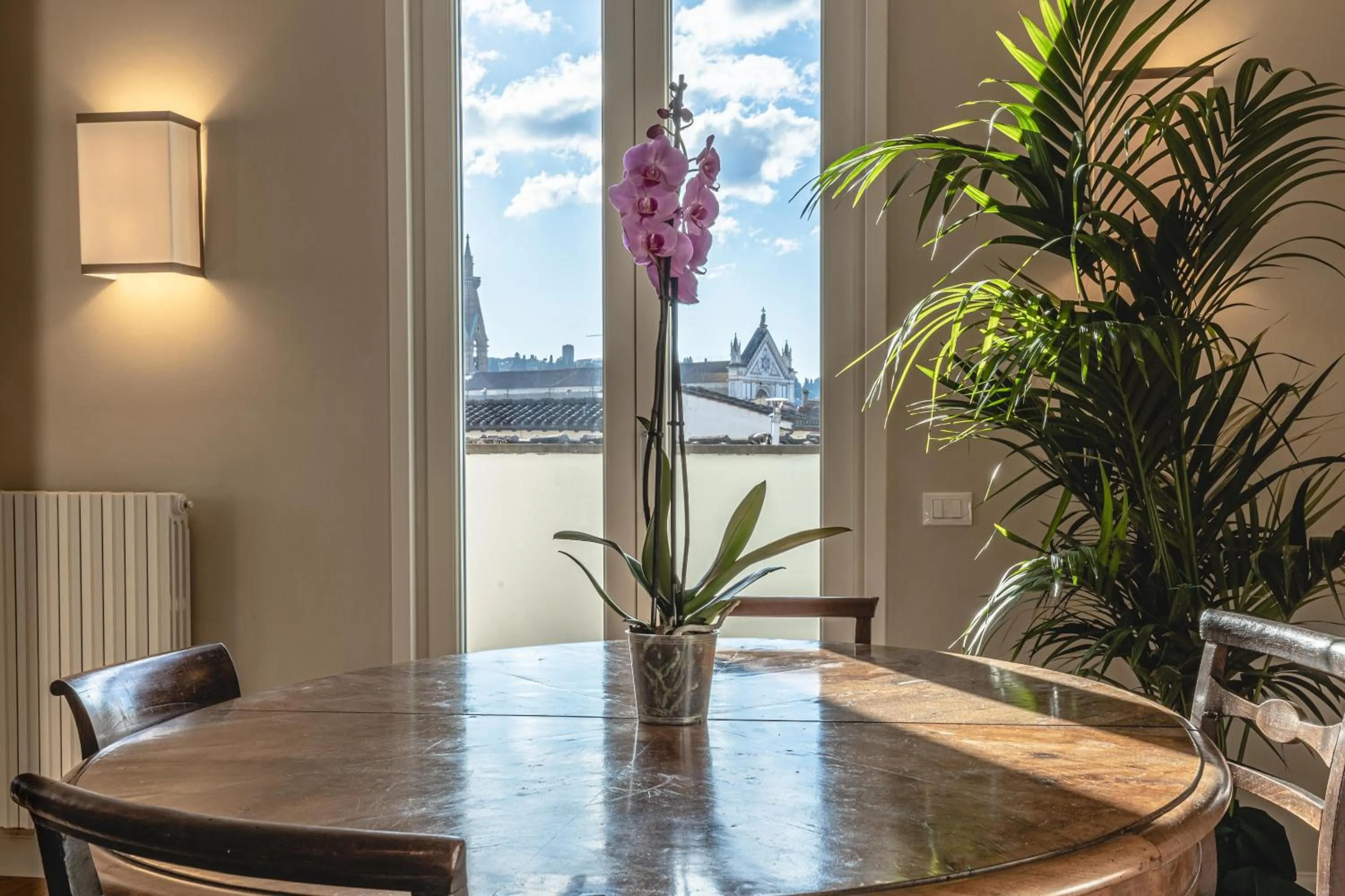 Dining area in Antica Torre Tornabuoni
