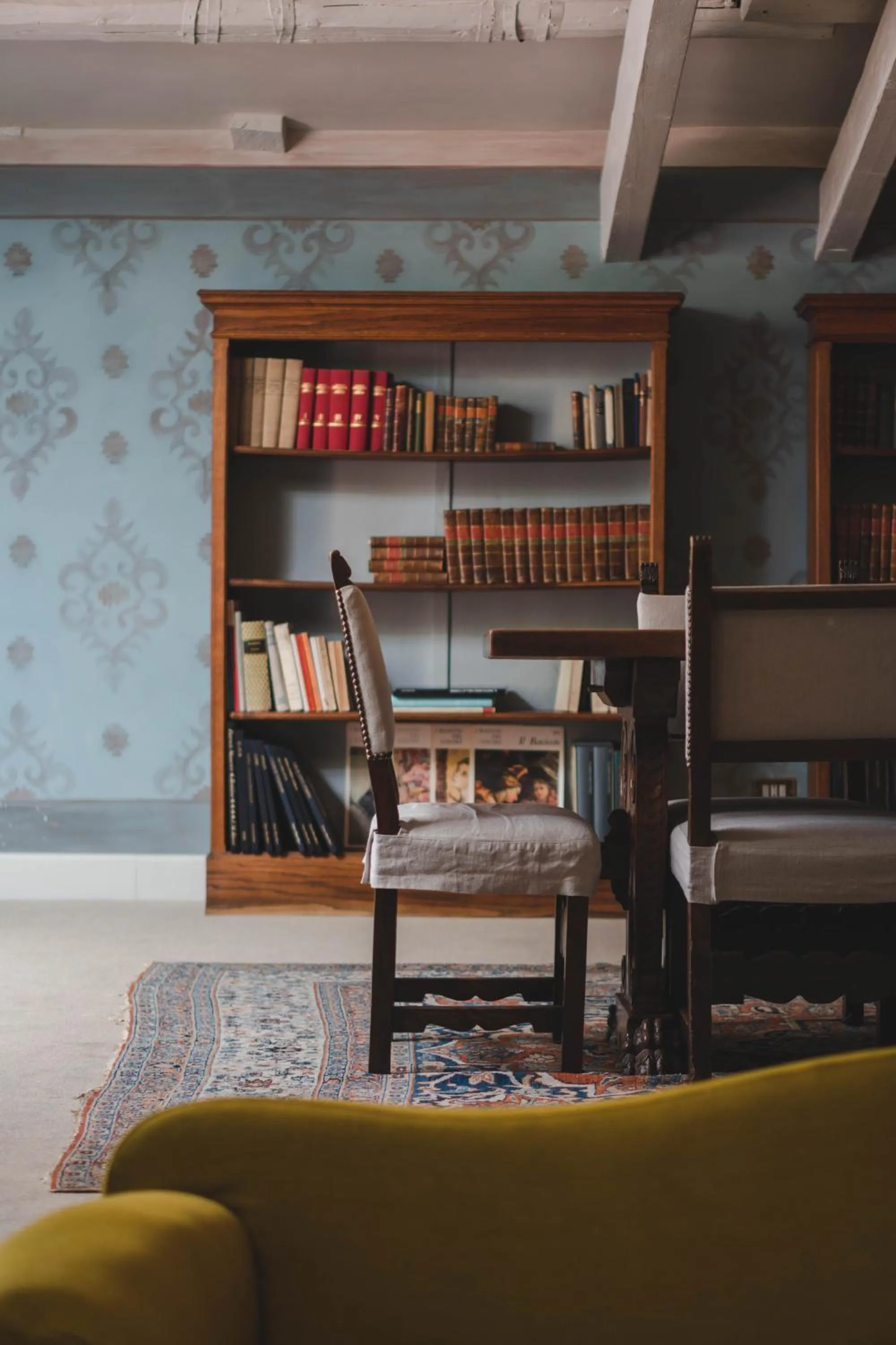 Communal lounge/ TV room in Antica Torre Tornabuoni