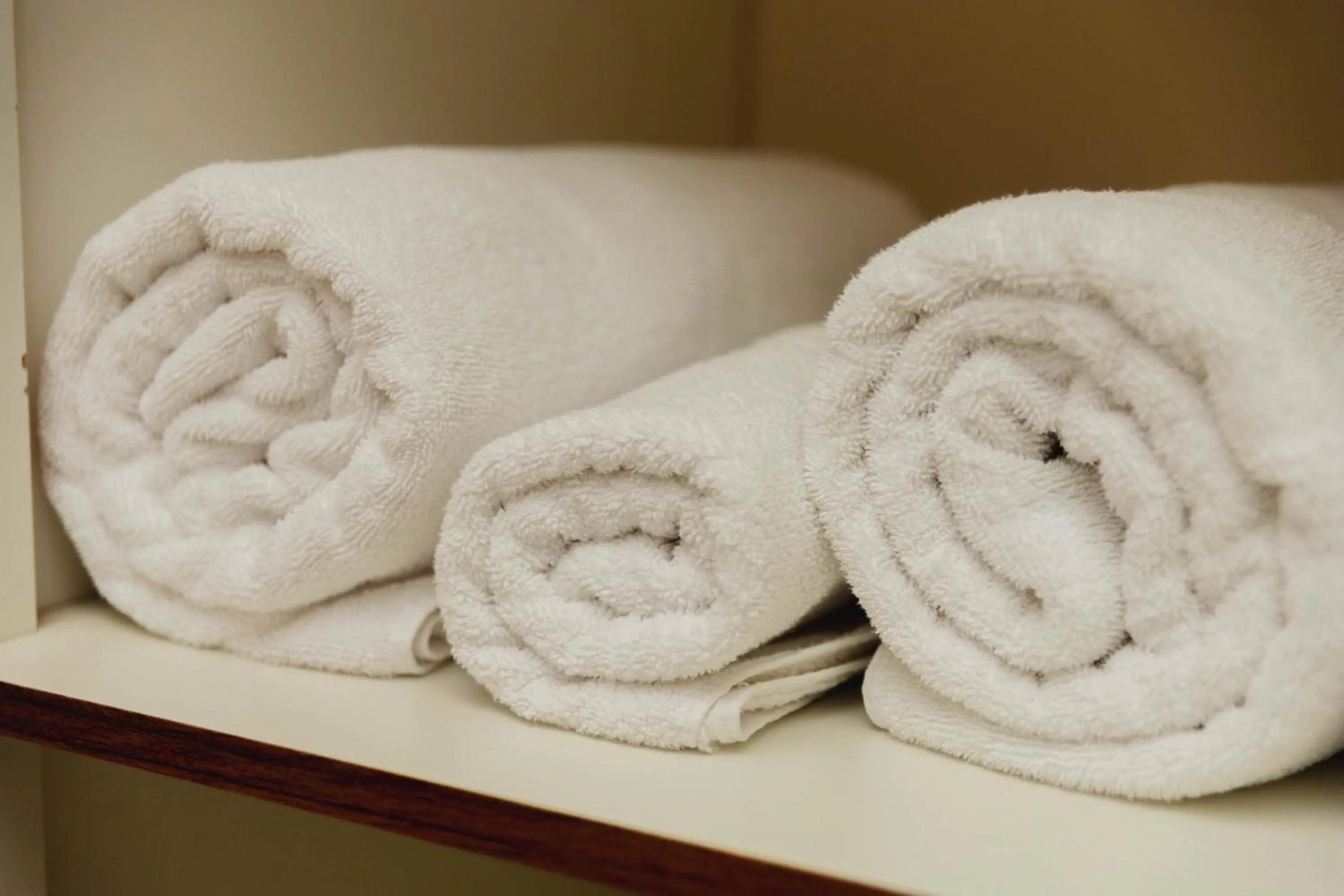 towels in San Diego Lancaster Teófilo Otoni