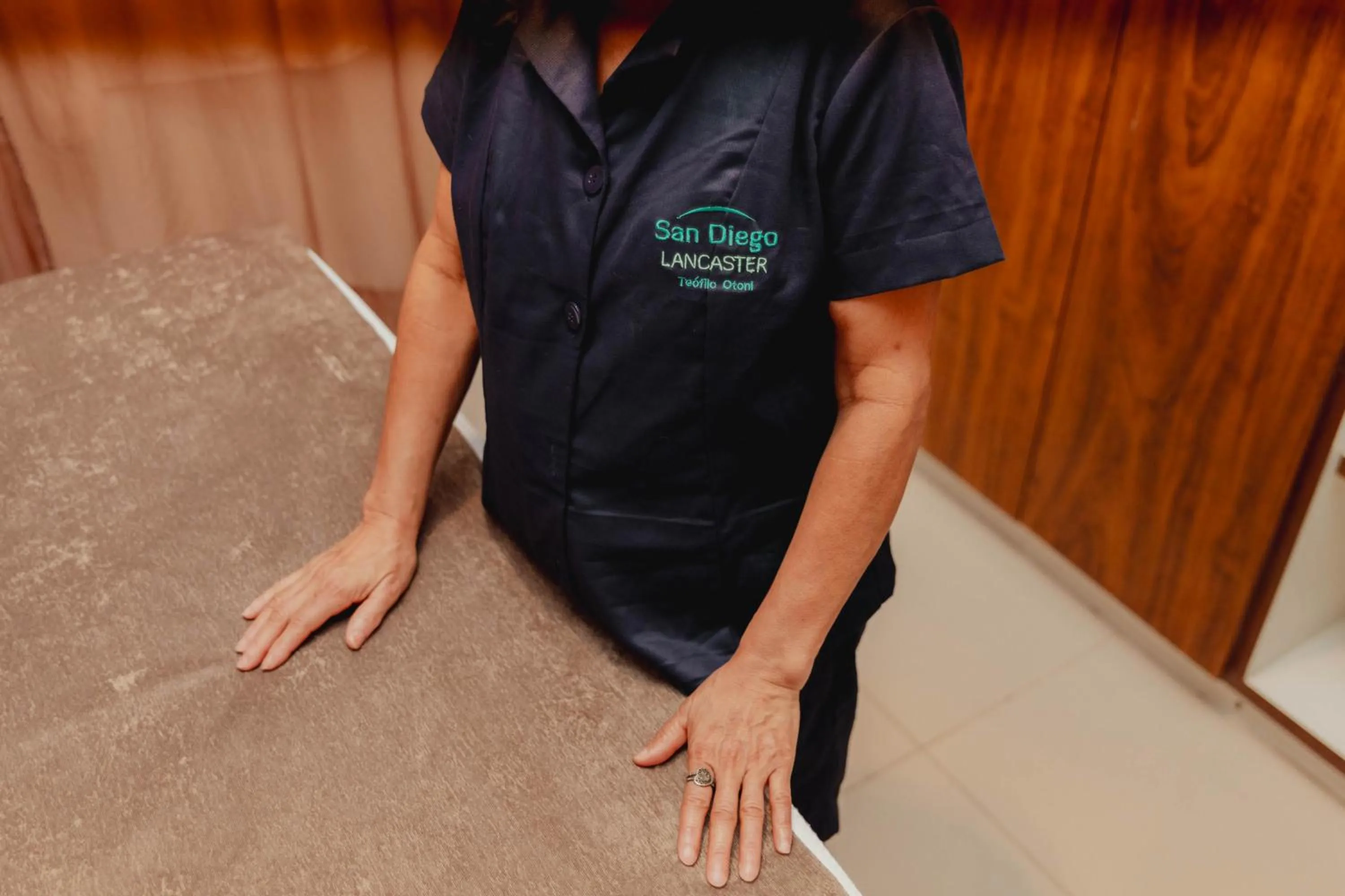 People in San Diego Lancaster Teófilo Otoni