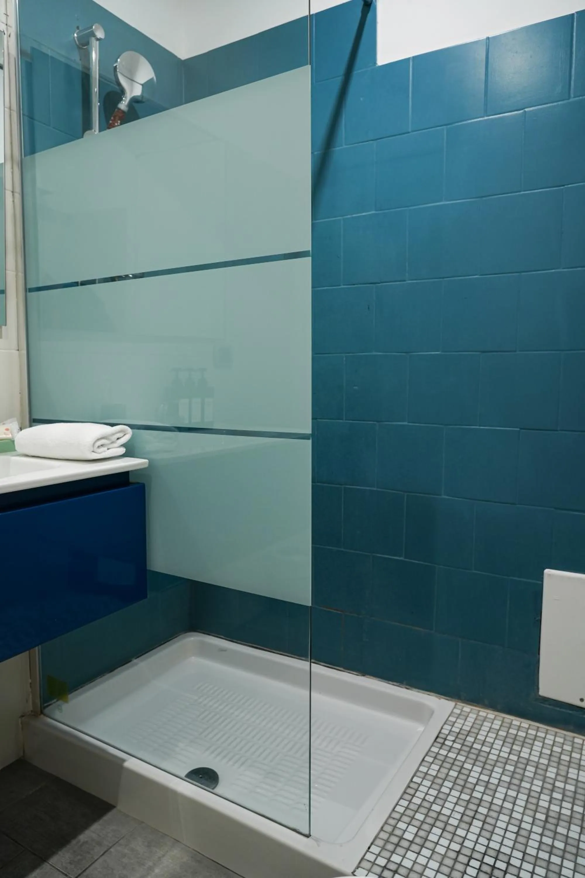 Shower in B&B Paradise