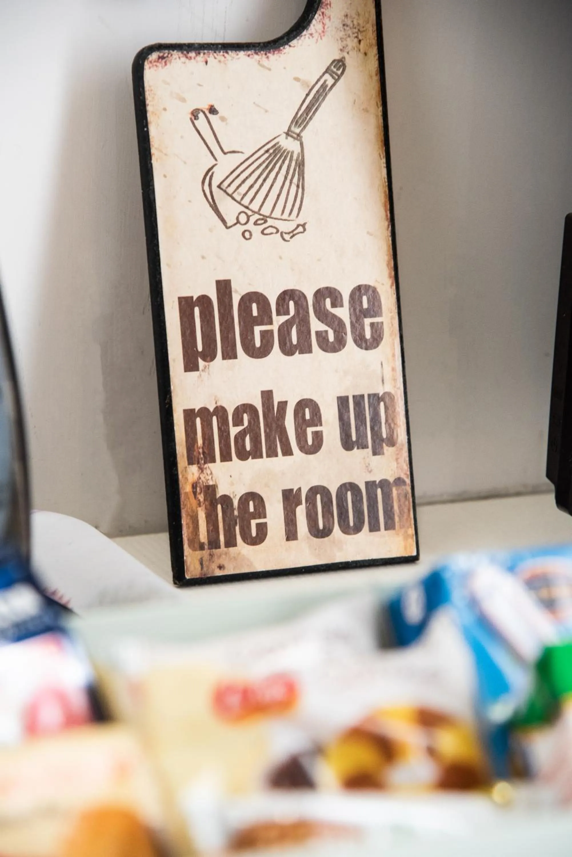 Logo/Certificate/Sign in B&B Paradise