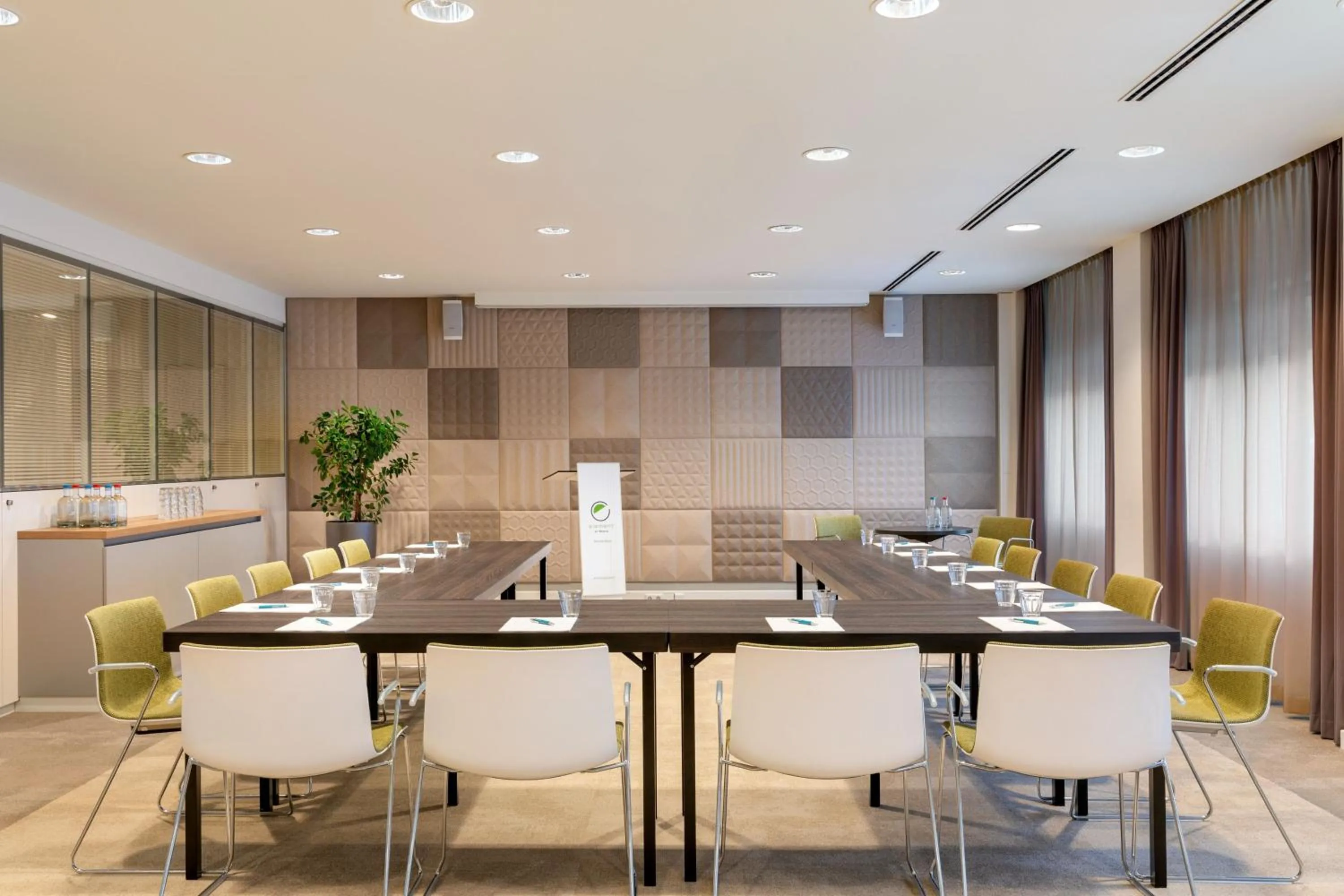 Meeting/conference room in Element Amsterdam