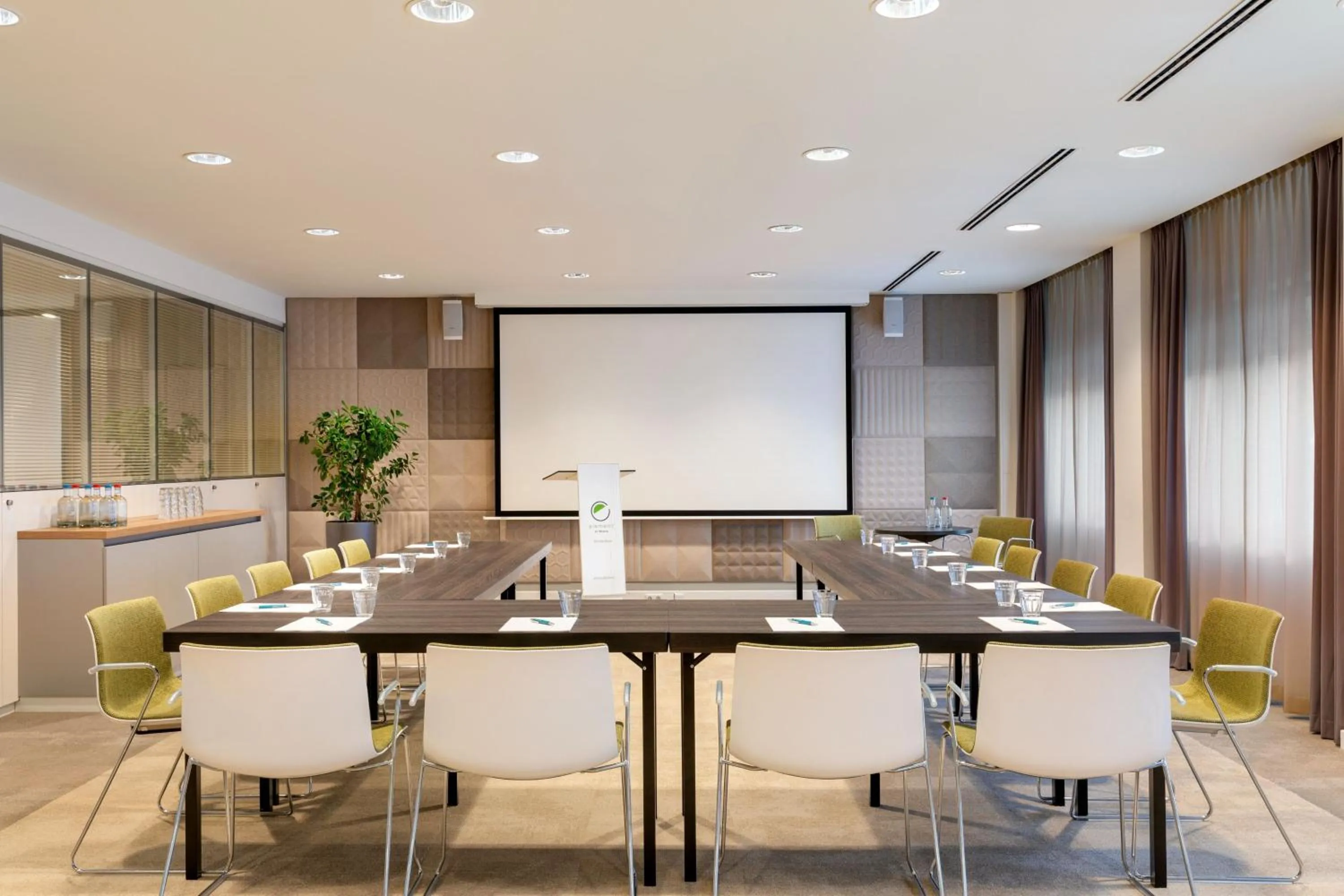 Meeting/conference room in Element Amsterdam