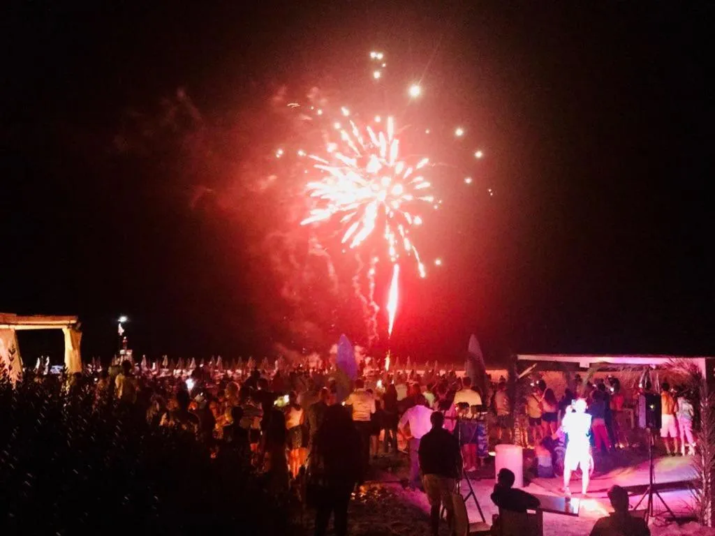 People in Horse Country Resort Congress & Spa - Hotel Ribot