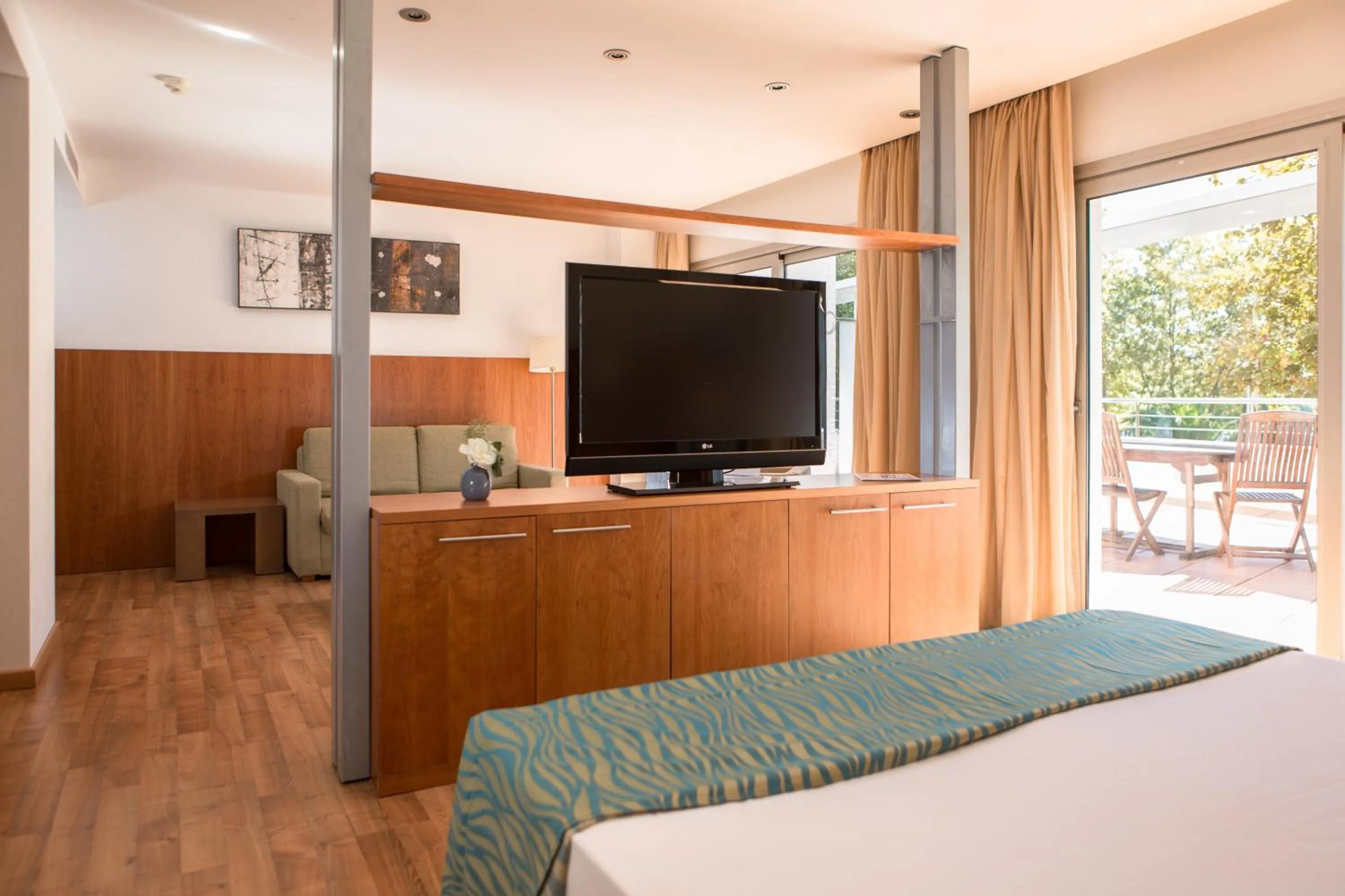 Living room, Bed in RVHotels Nautic Park