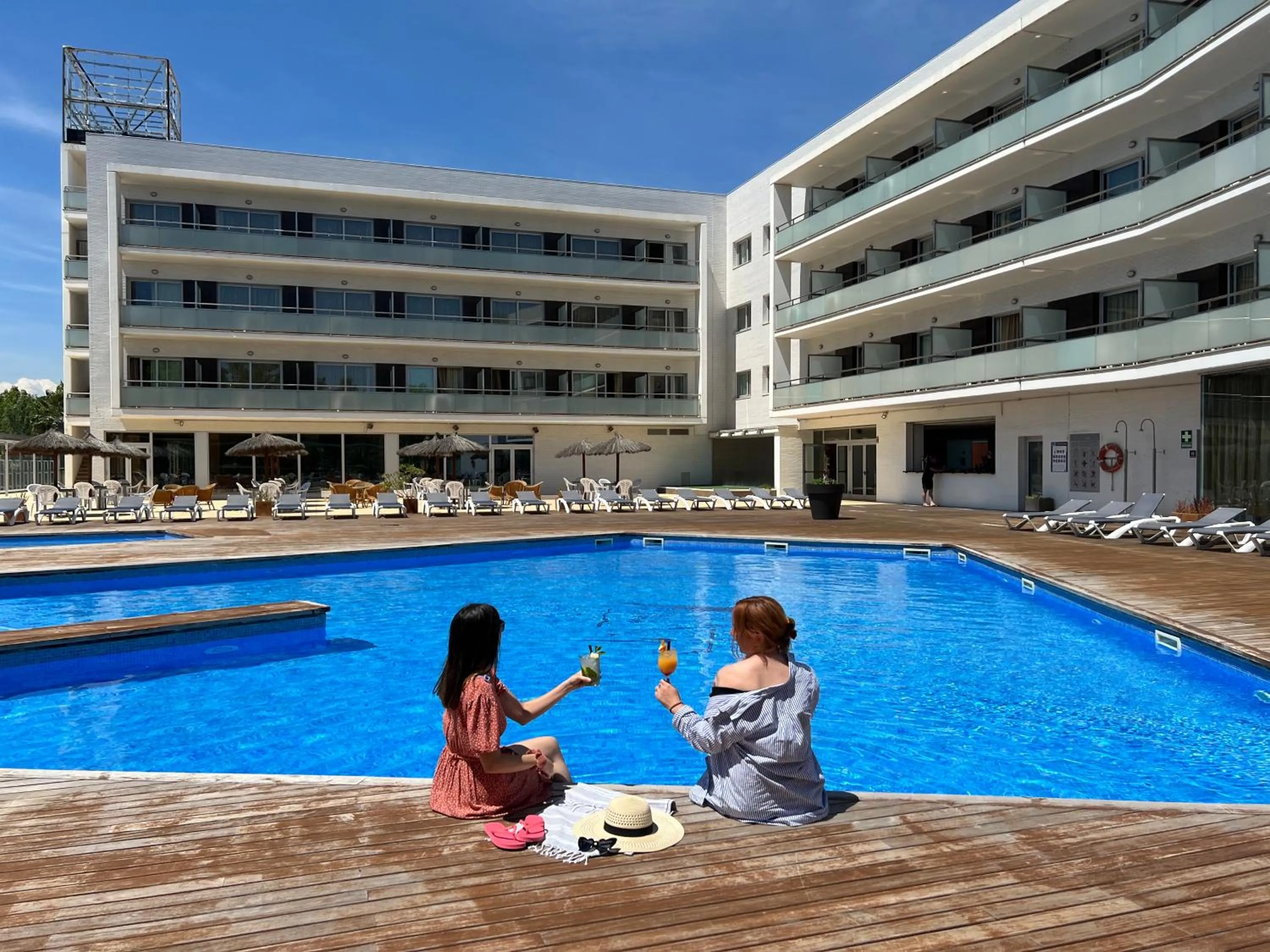 Swimming pool in RVHotels Nautic Park