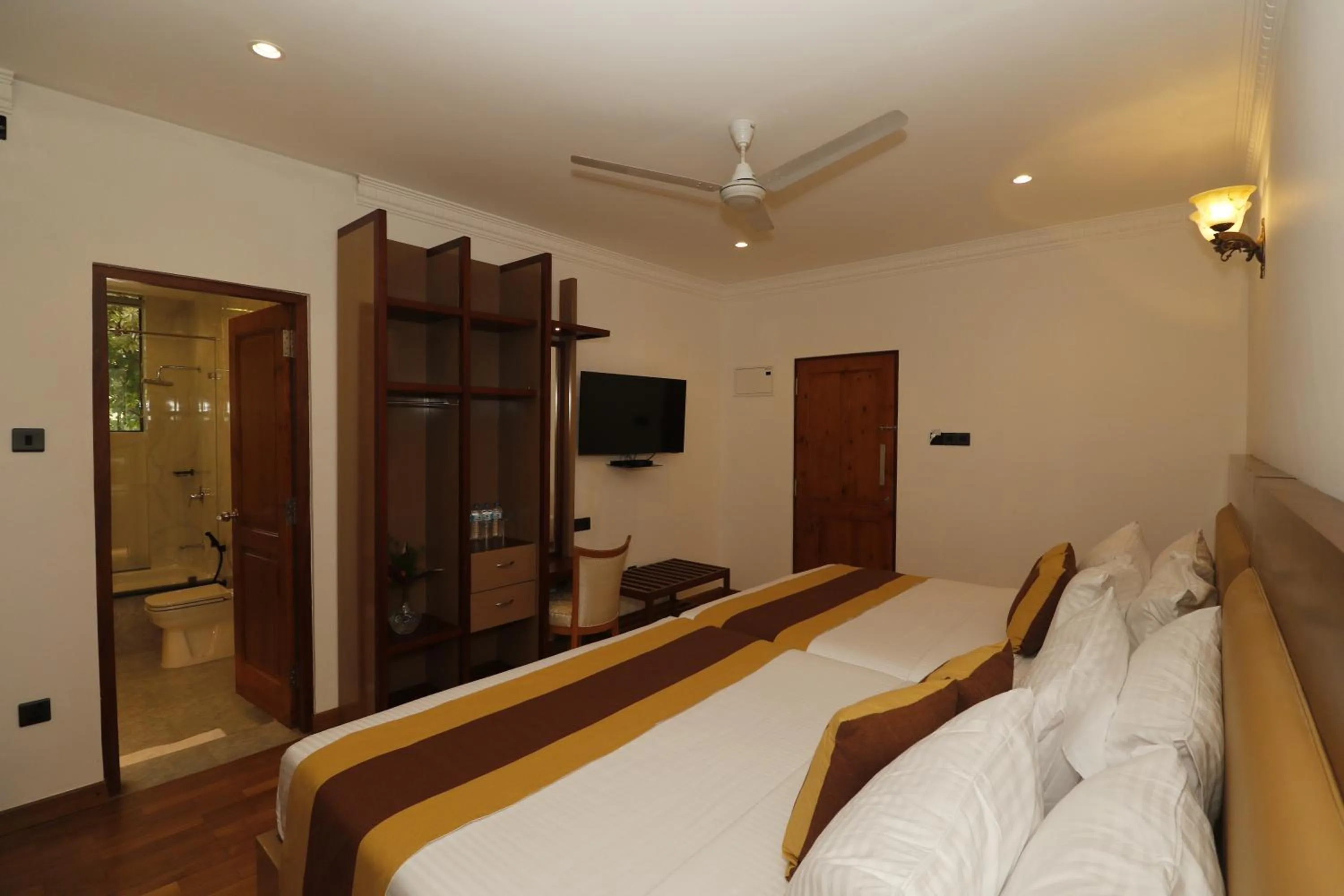 Bed in King Of Kandy