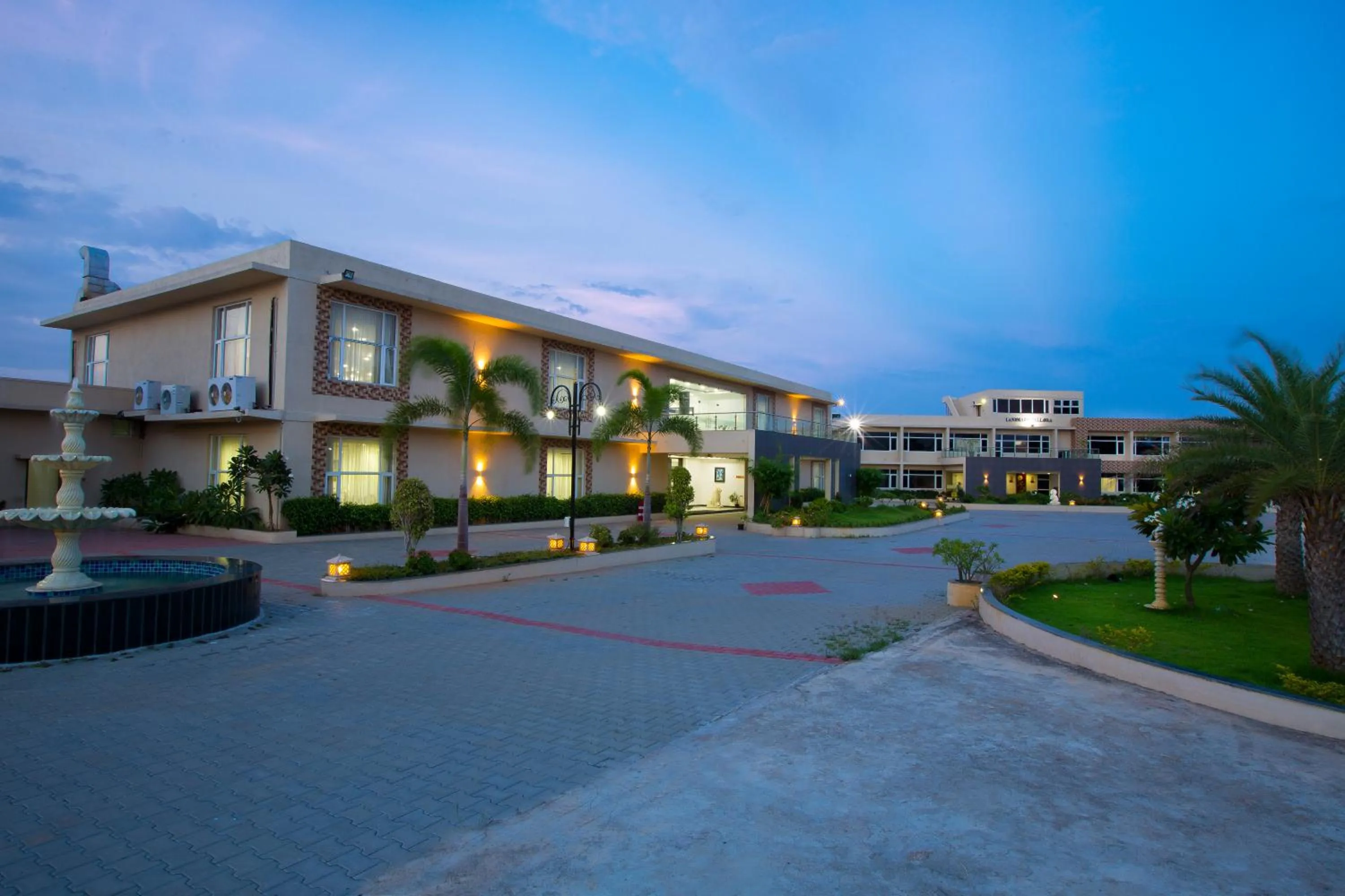 Facade/entrance in Landmark Pallavaa Beach Resorts Mahabalipuram