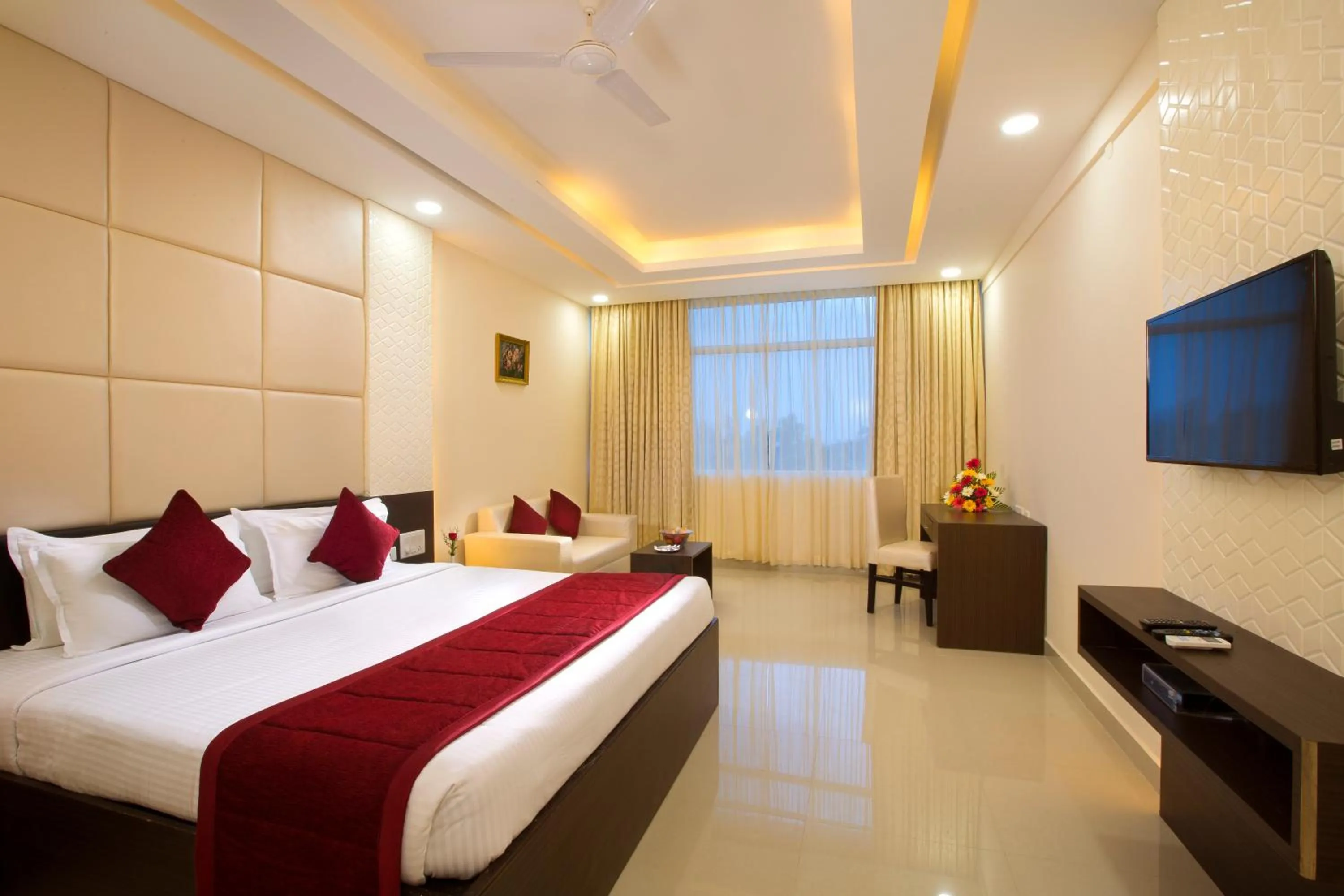 Photo of the whole room, Bed in Landmark Pallavaa Beach Resorts Mahabalipuram